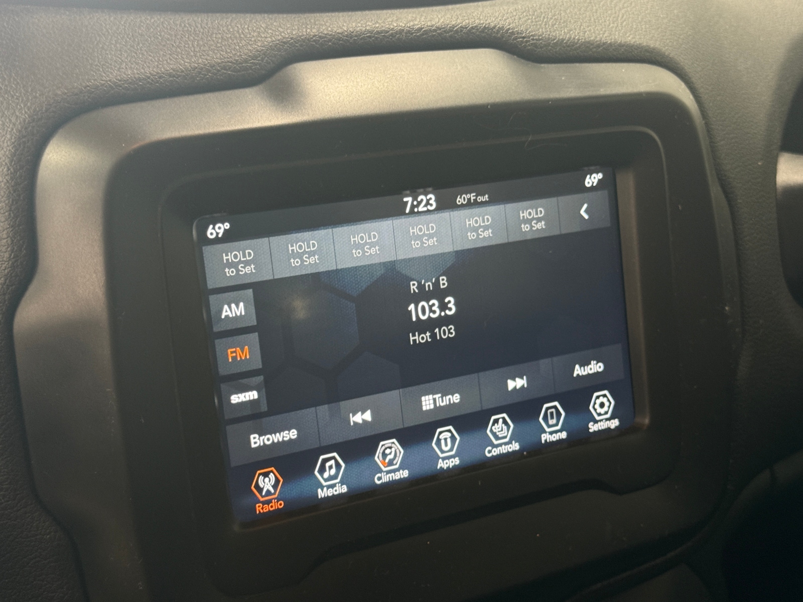 Thumbnail: 2018 Jeep Renegade - 4