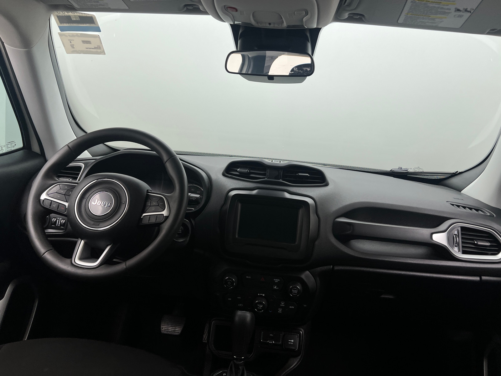 Thumbnail: 2021 Jeep Renegade - 3