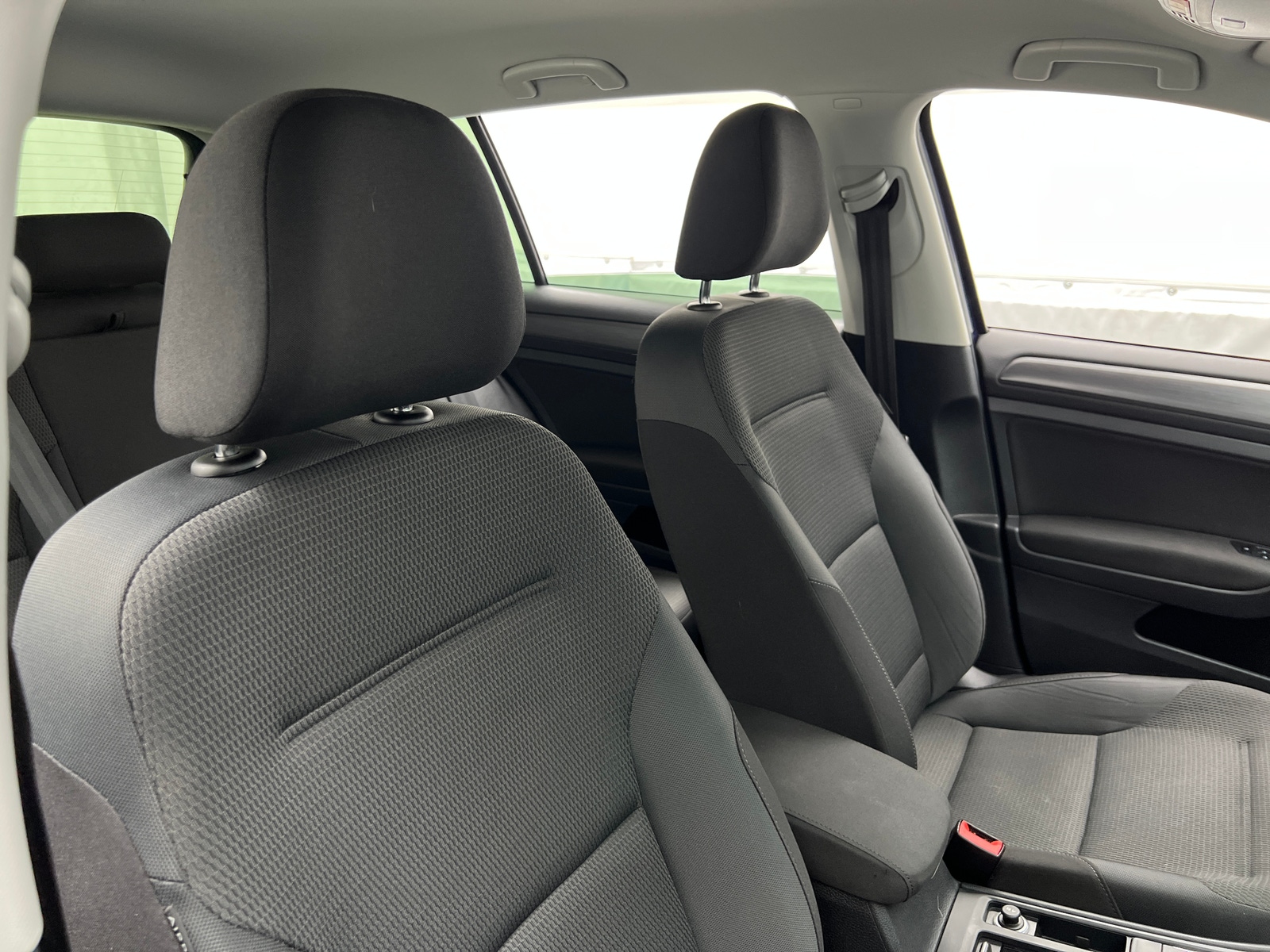 Thumbnail: 2019 Volkswagen e-Golf - 2