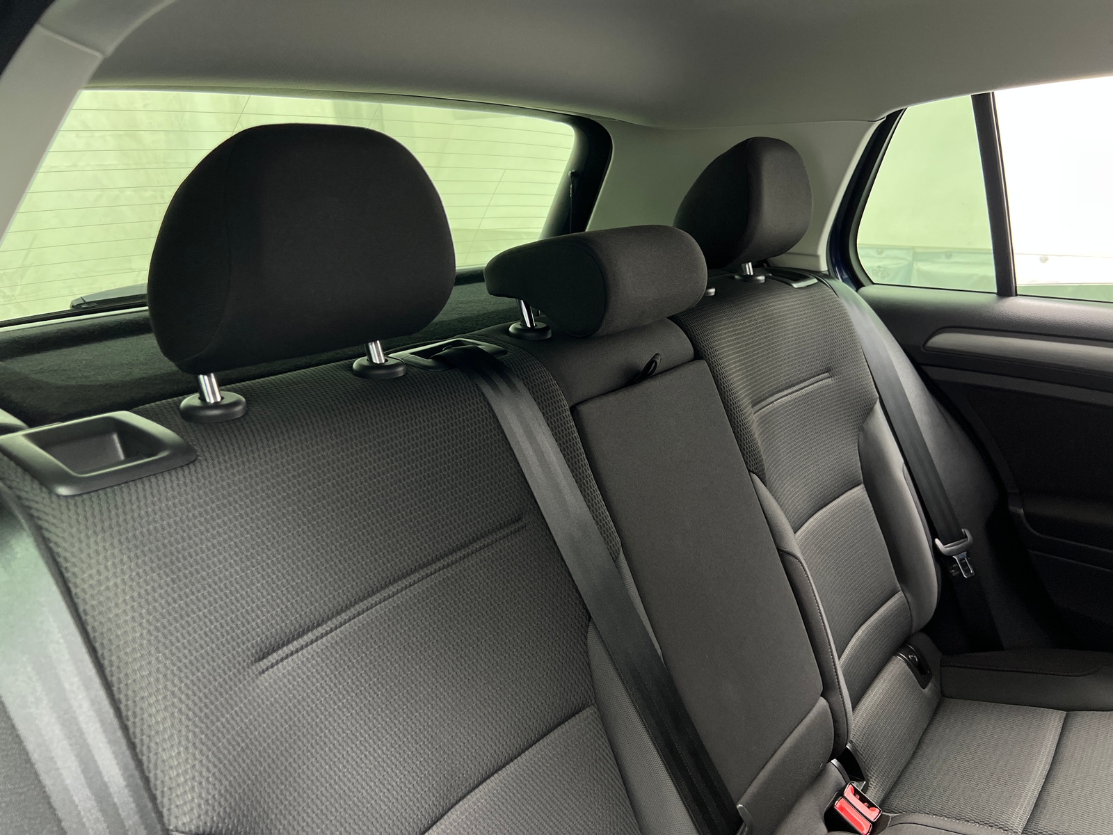 Thumbnail: 2019 Volkswagen e-Golf - 6