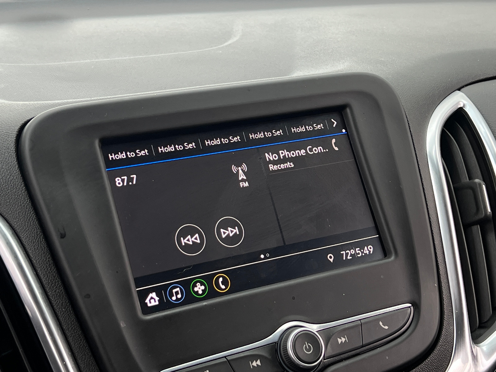 Thumbnail: 2021 Chevrolet Equinox - 4