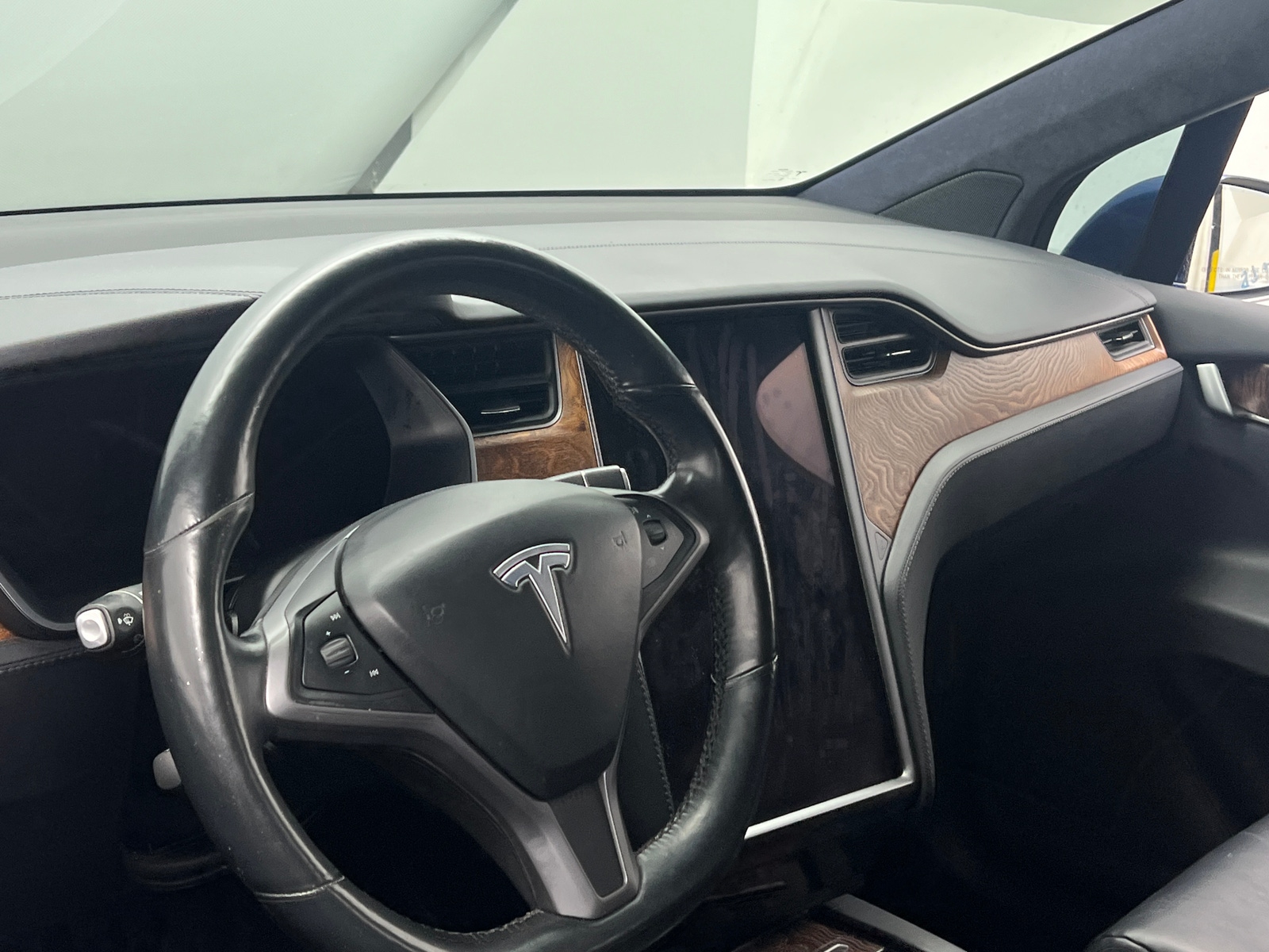 Thumbnail: 2020 Tesla Model X - 4