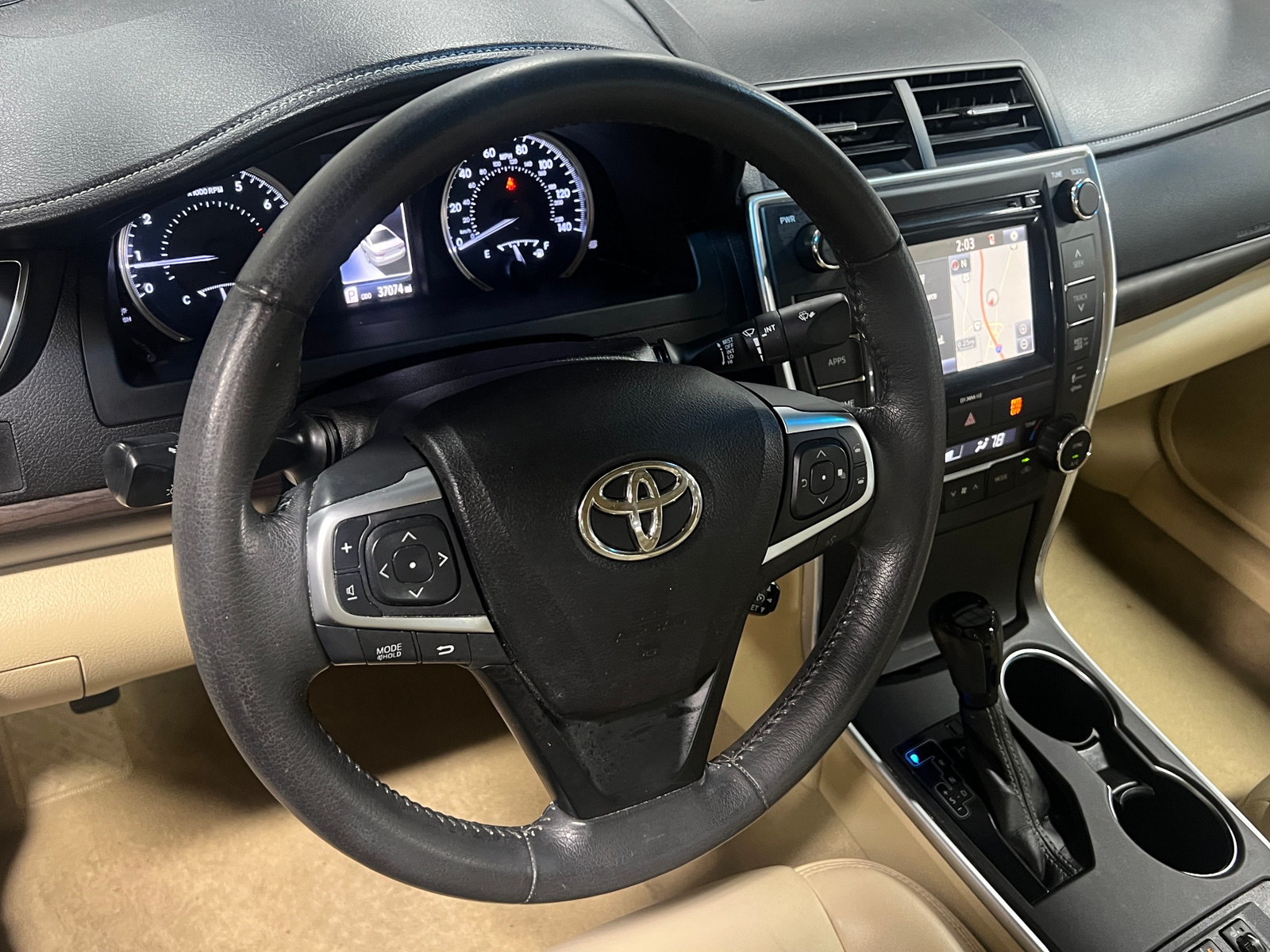 Thumbnail: 2017 Toyota Camry - 4