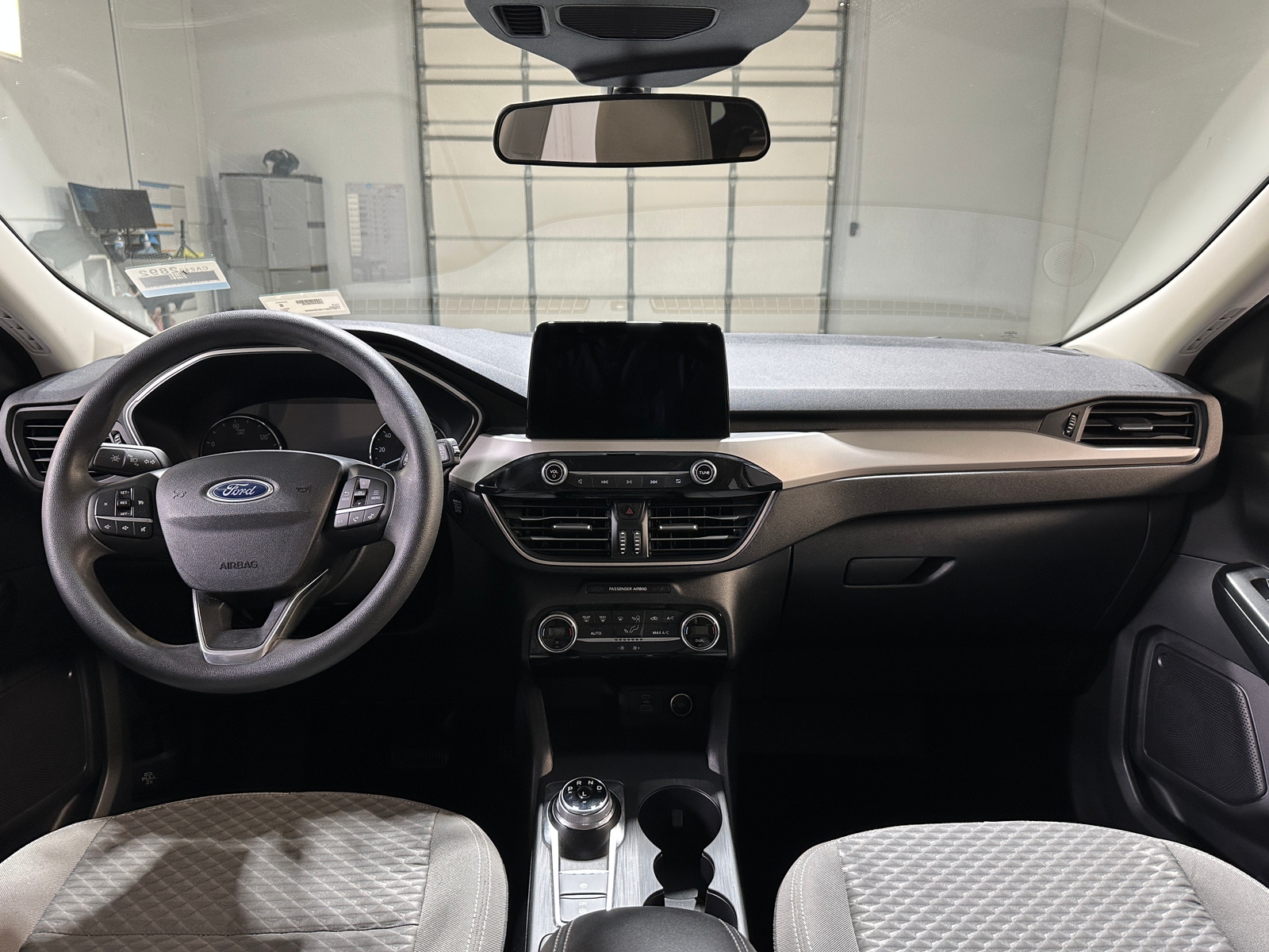 Thumbnail: 2021 Ford Escape - 3