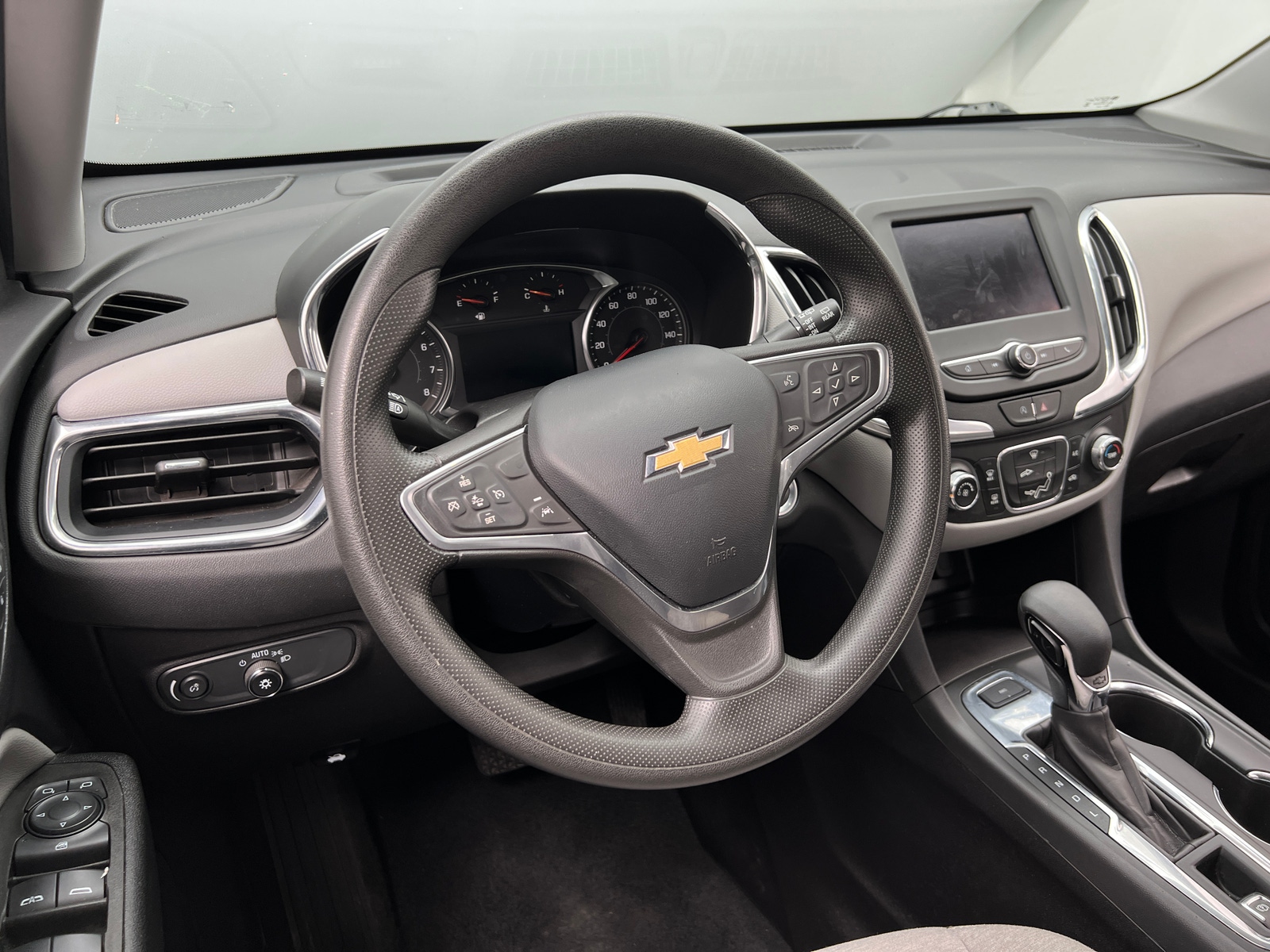 Thumbnail: 2023 Chevrolet Equinox - 5