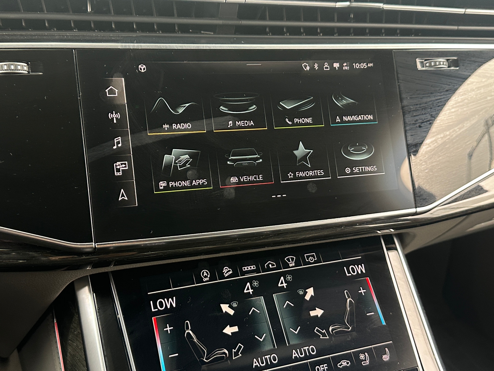 Thumbnail: 2021 Audi Q7 - 3