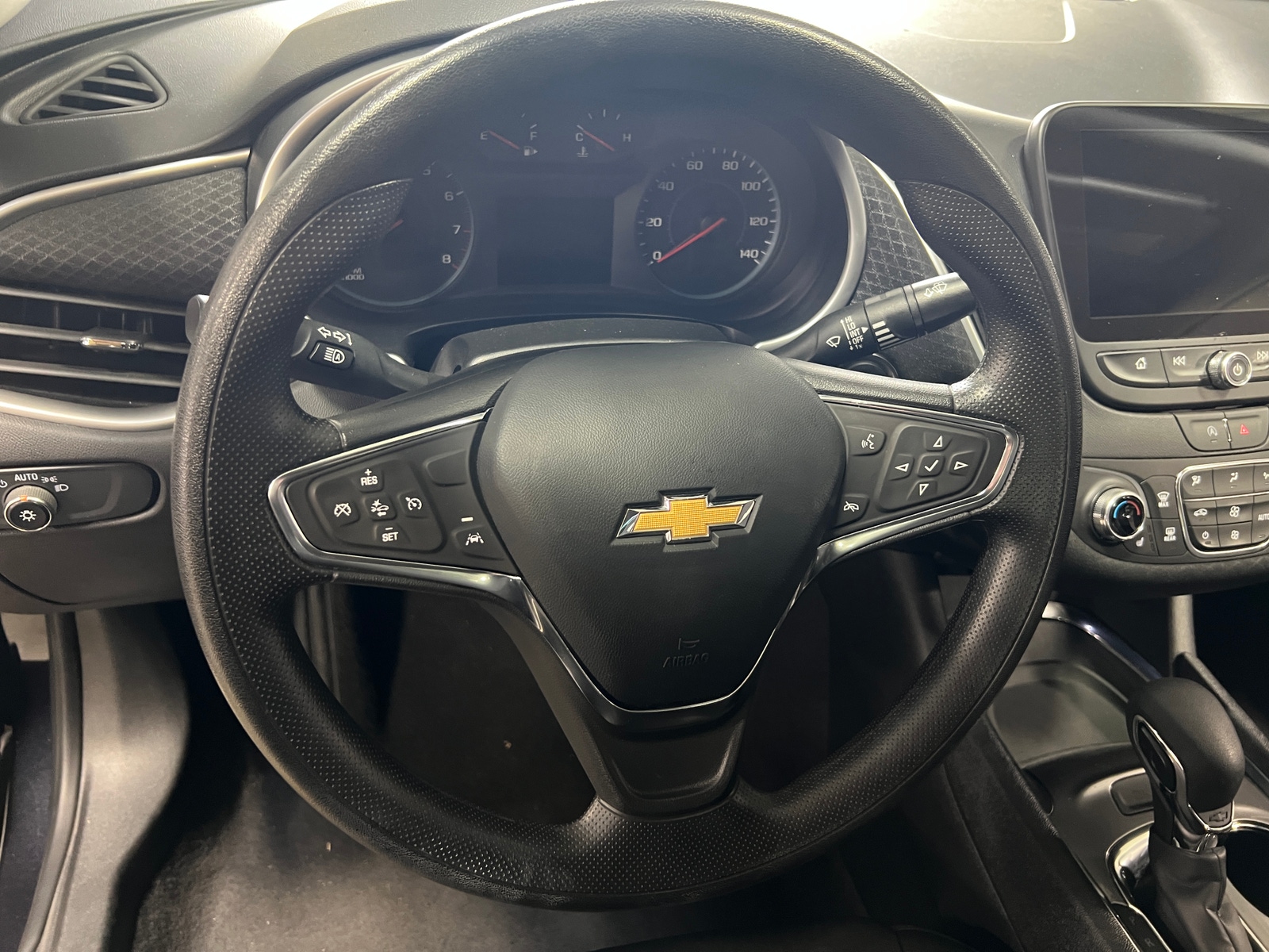 Thumbnail: 2023 Chevrolet Malibu - 5