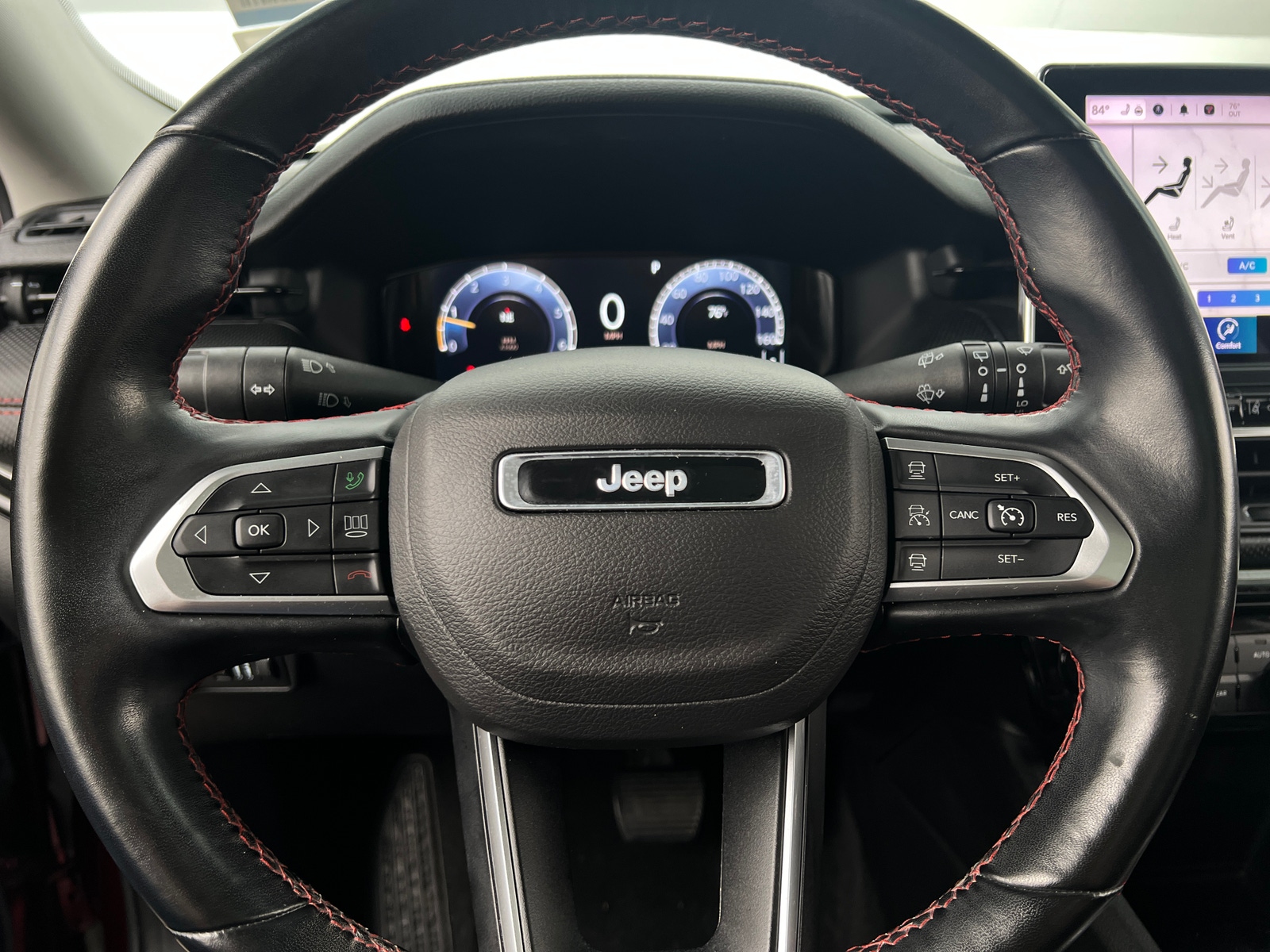 Thumbnail: 2022 Jeep Compass - 4
