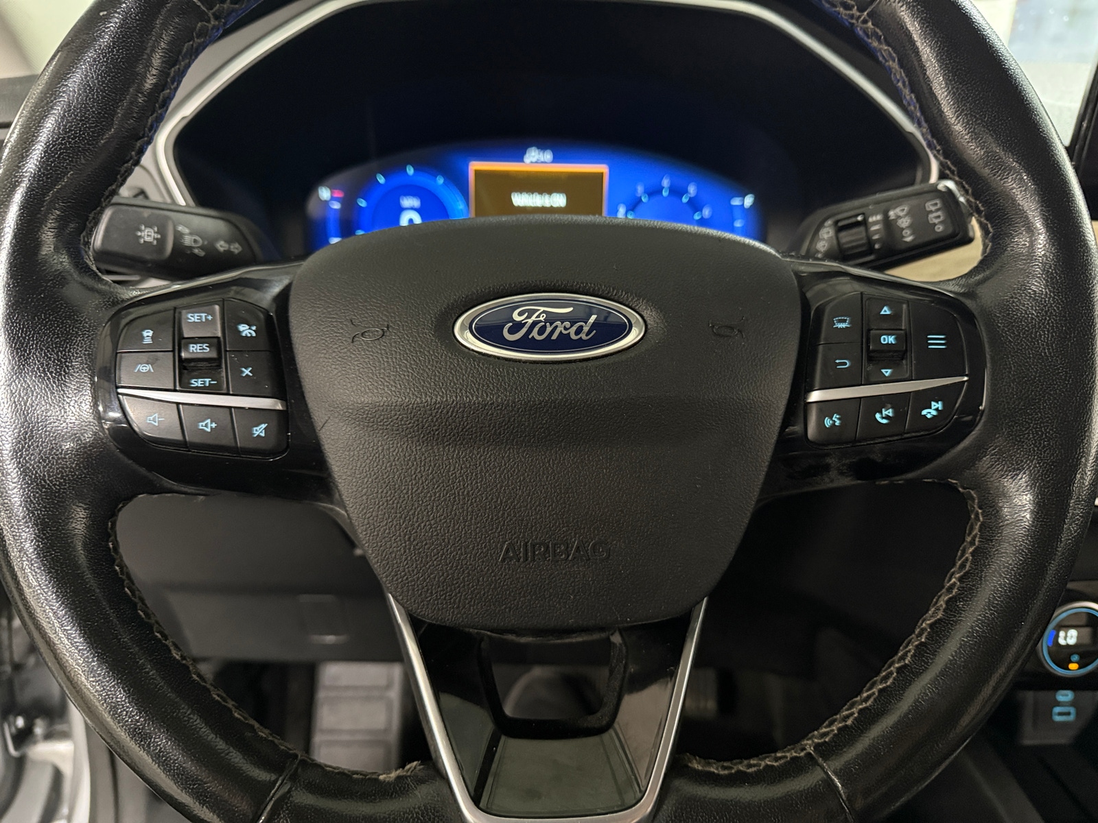 Thumbnail: 2021 Ford Escape - 4