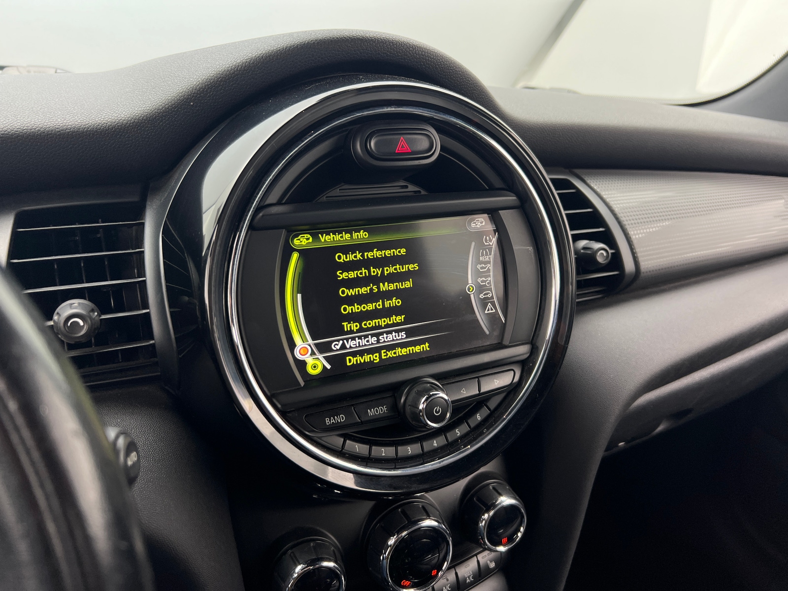 Thumbnail: 2017 MINI Cooper Convertible - 3