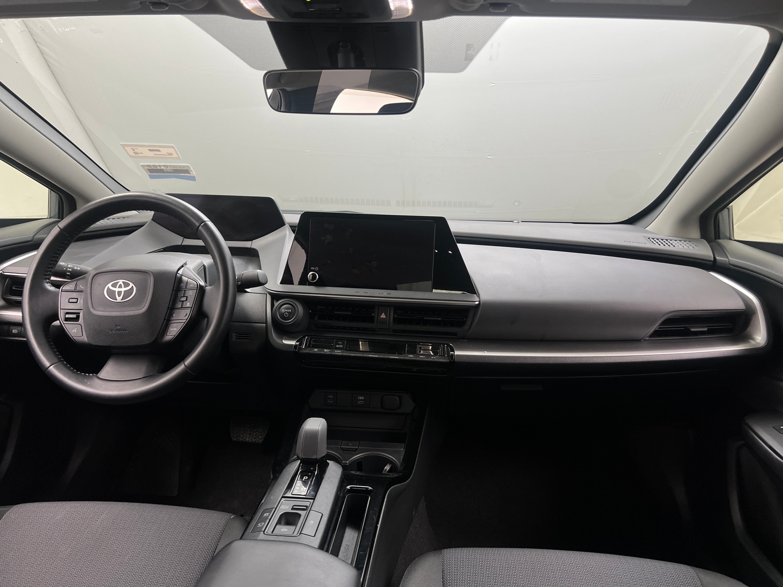 Thumbnail: 2024 Toyota Prius - 3