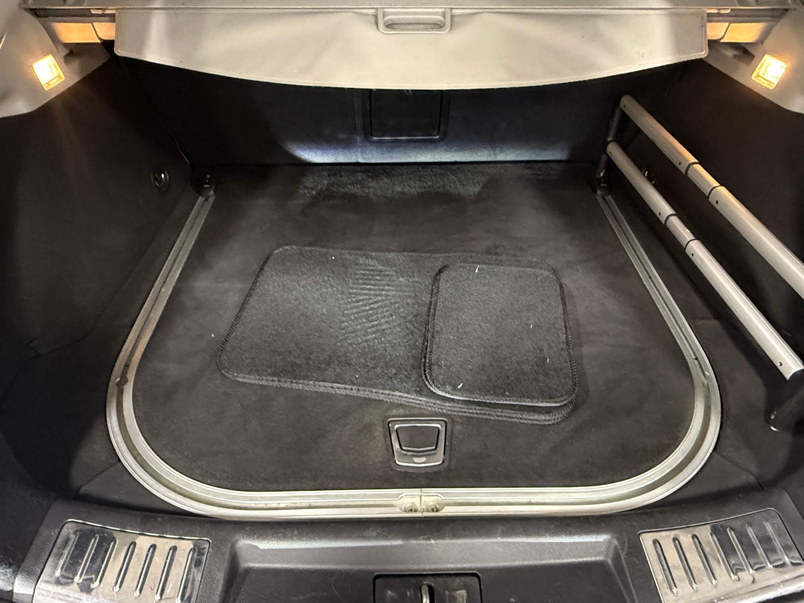 Thumbnail: 2016 Cadillac SRX - 6
