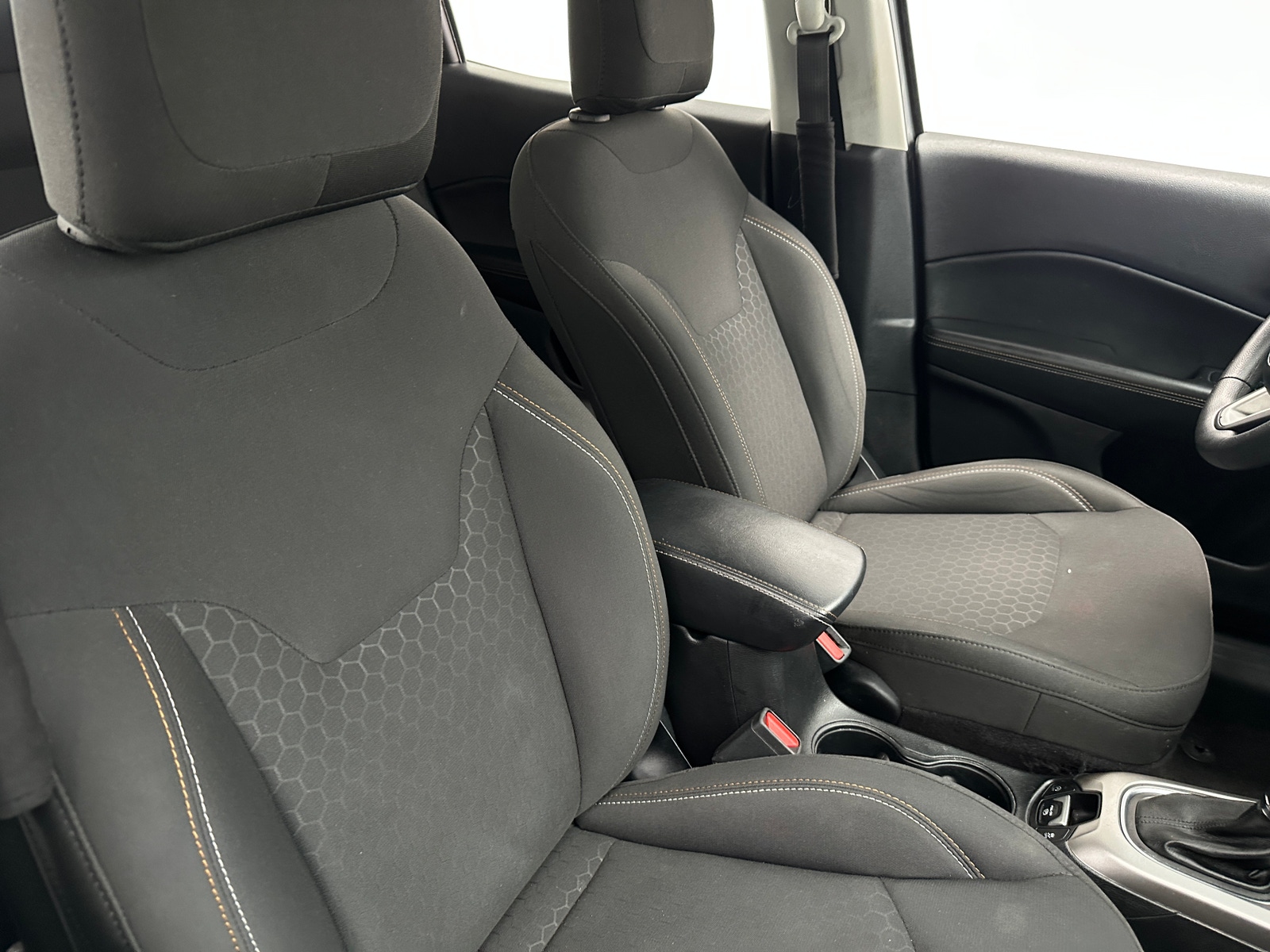 Thumbnail: 2018 Jeep Compass - 2