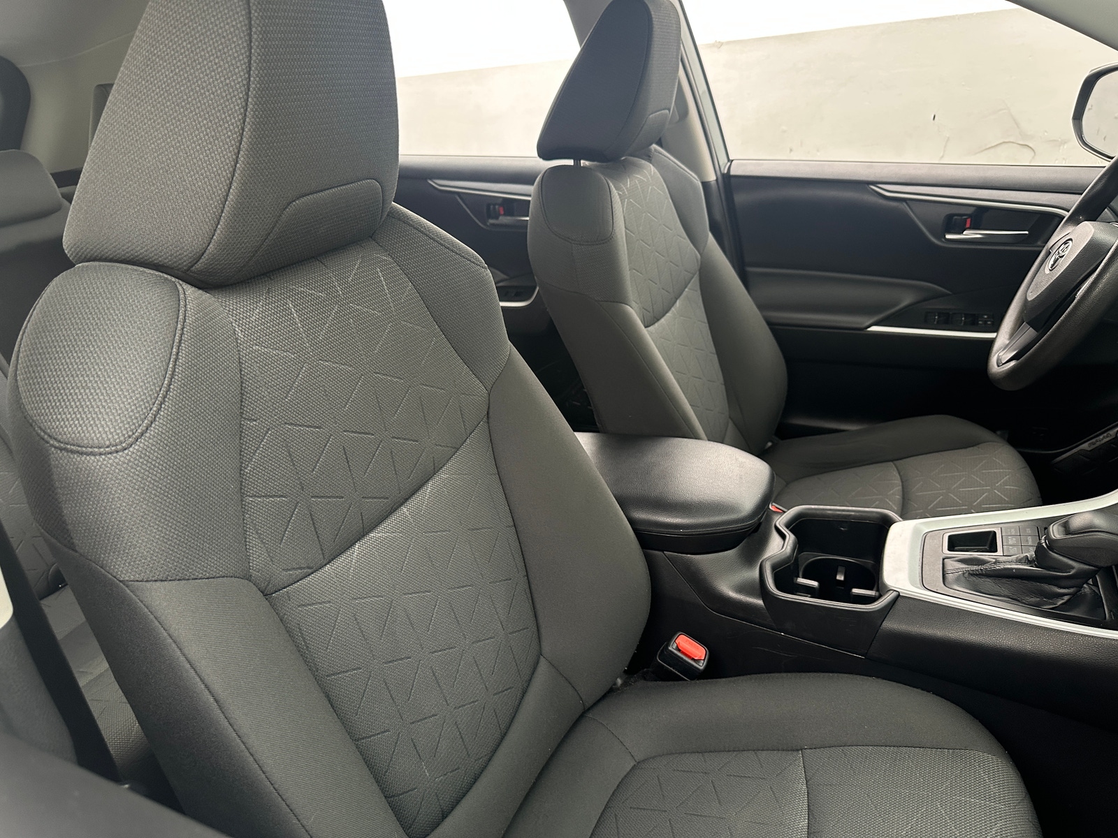 Thumbnail: 2022 Toyota RAV4 - 2