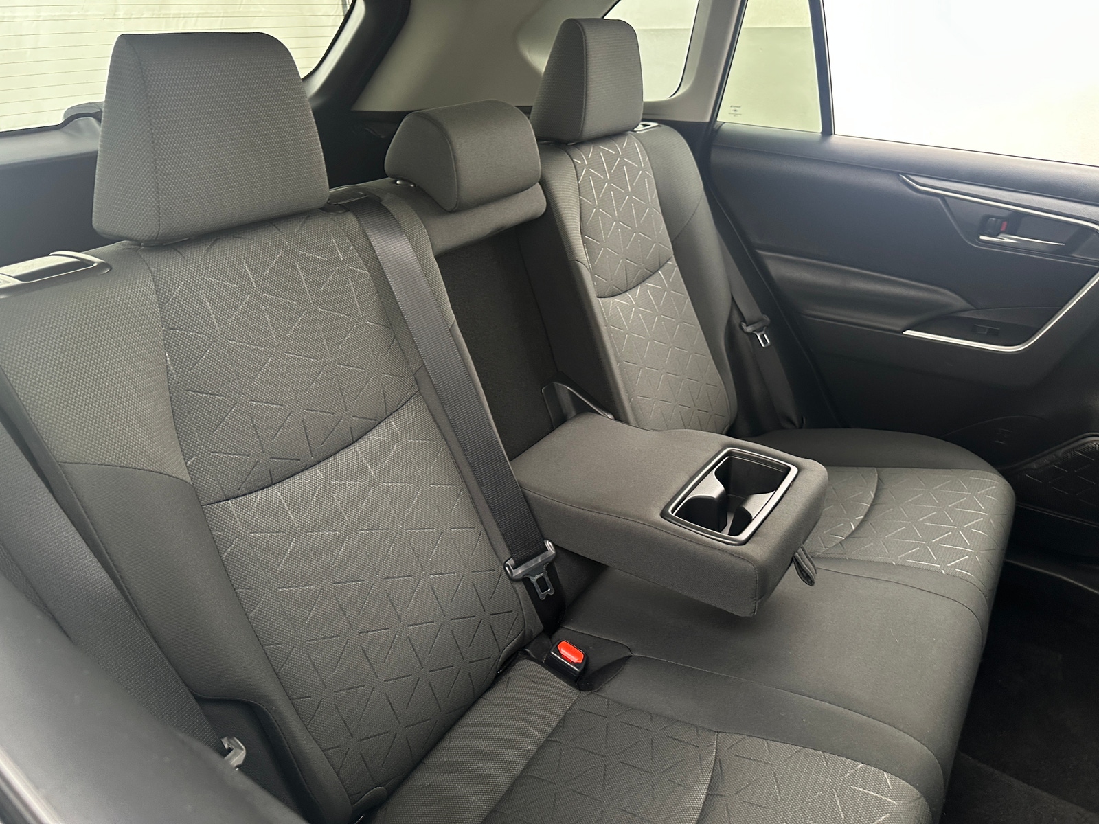 Thumbnail: 2022 Toyota RAV4 - 6