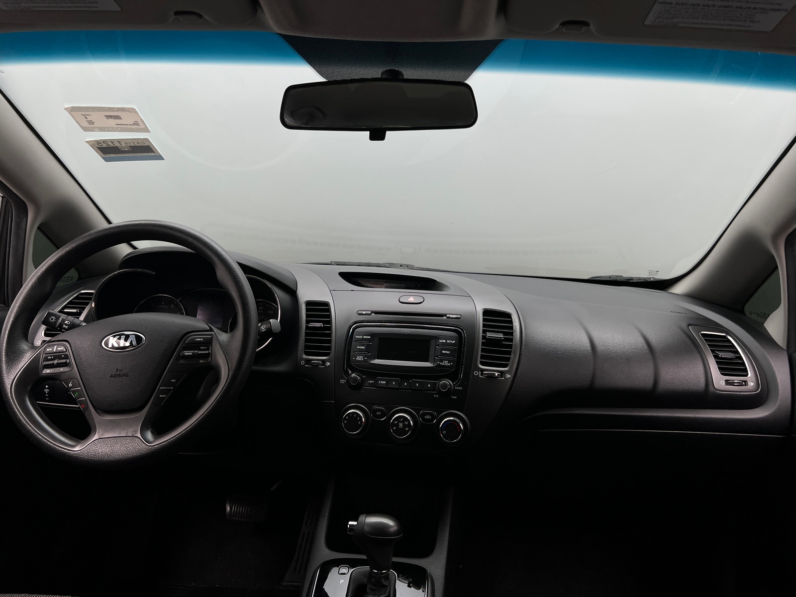 Thumbnail: 2018 Kia Forte - 3
