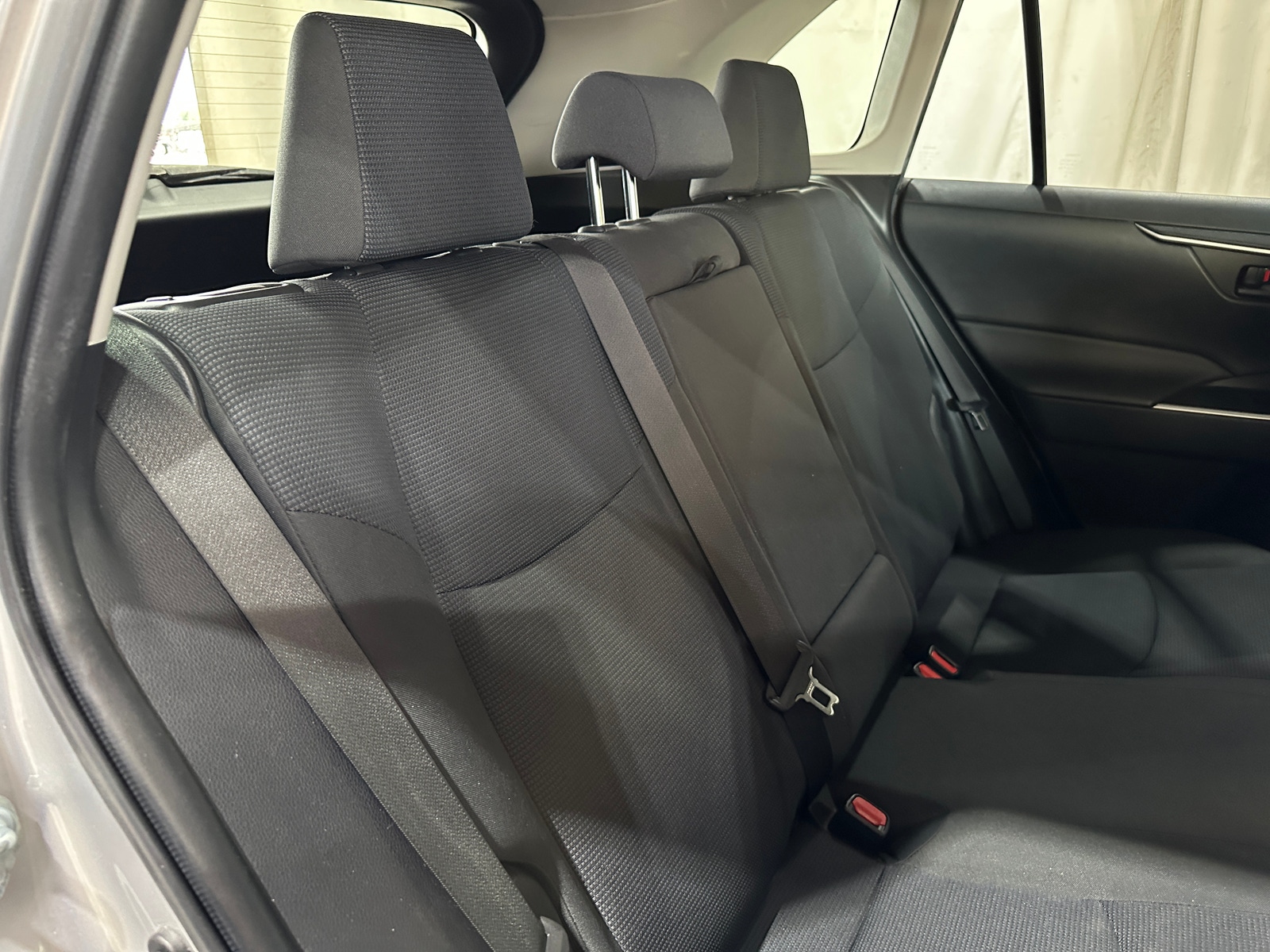 Thumbnail: 2019 Toyota RAV4 - 6