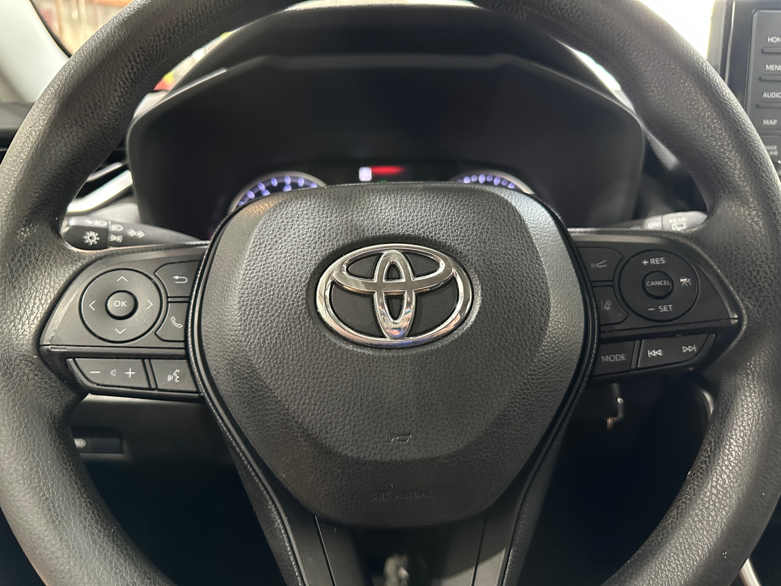 Thumbnail: 2019 Toyota RAV4 - 5