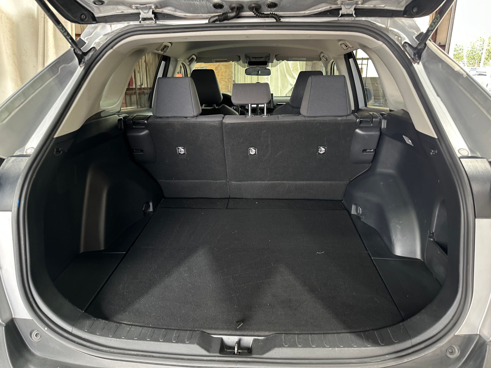 Thumbnail: 2019 Toyota RAV4 - 7