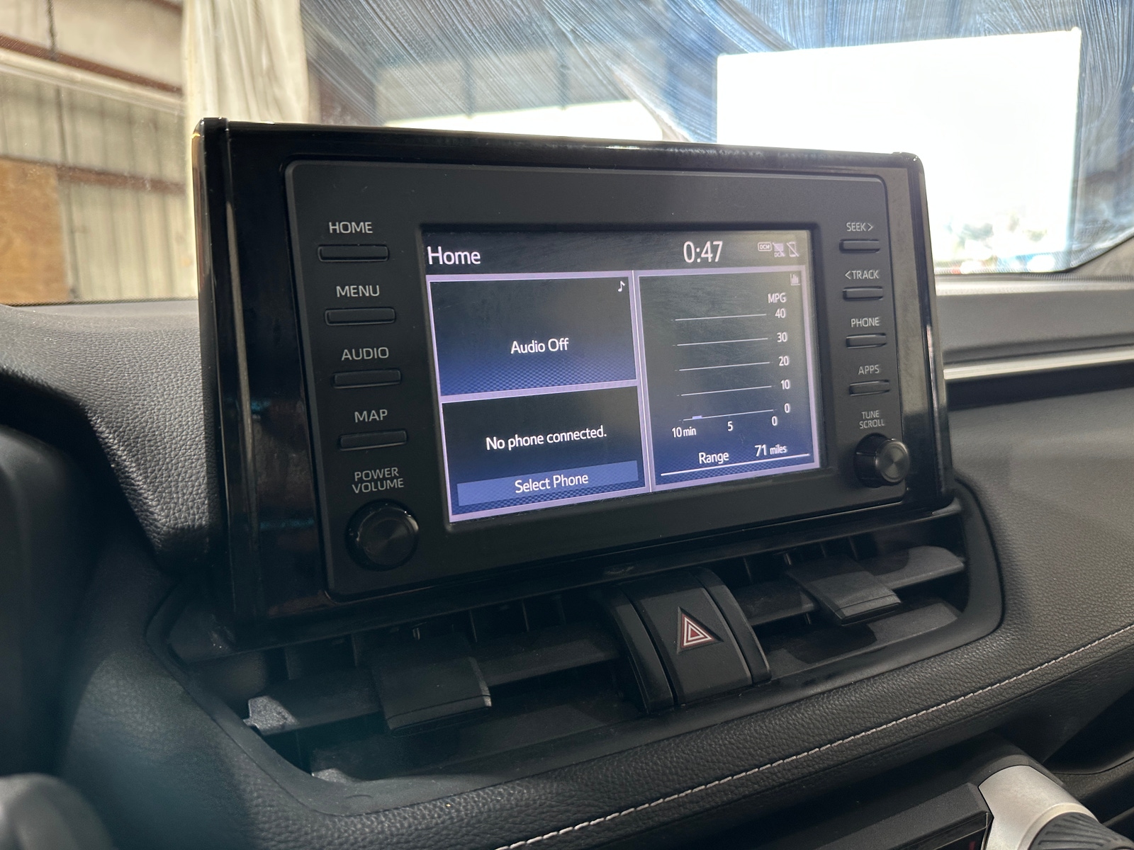Thumbnail: 2019 Toyota RAV4 - 4