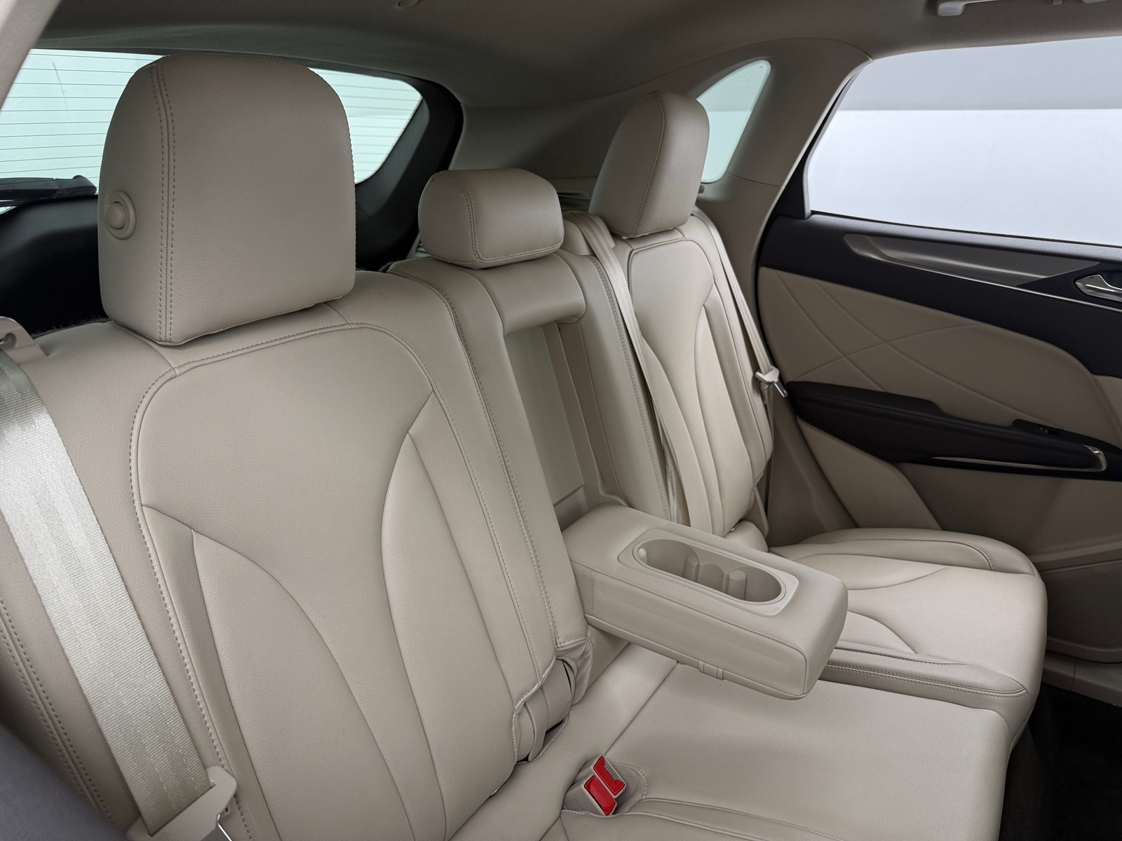 Thumbnail: 2017 Lincoln MKC - 5