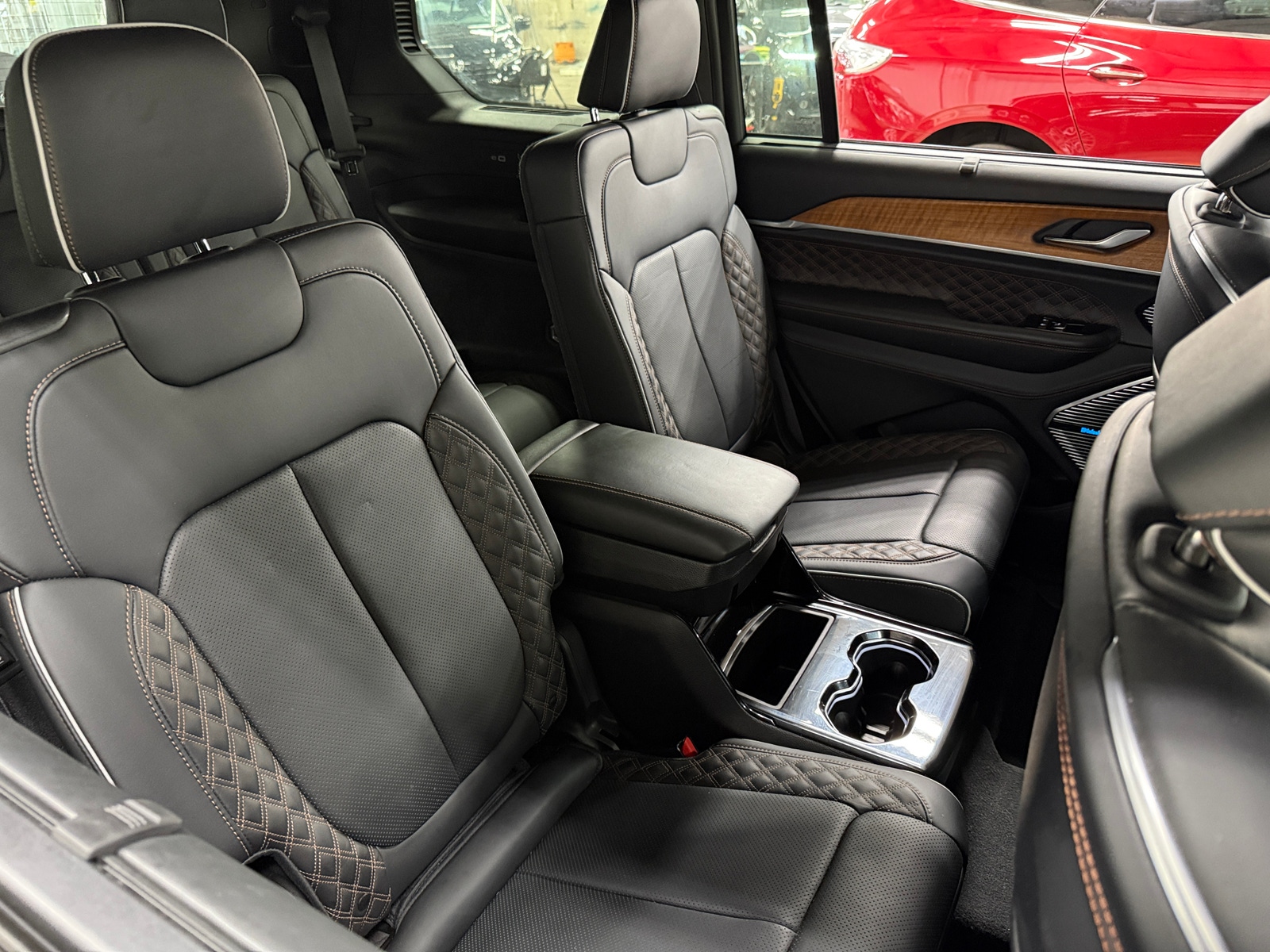 Thumbnail: 2022 Jeep Grand Cherokee L - 5