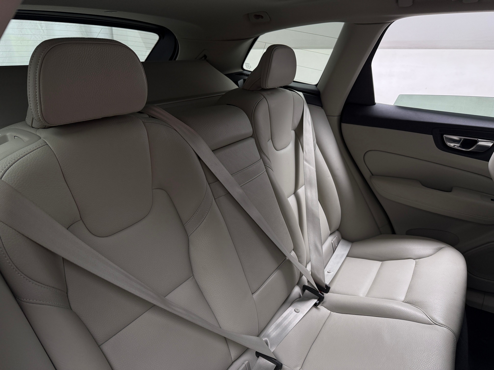 Thumbnail: 2021 Volvo XC60 - 5