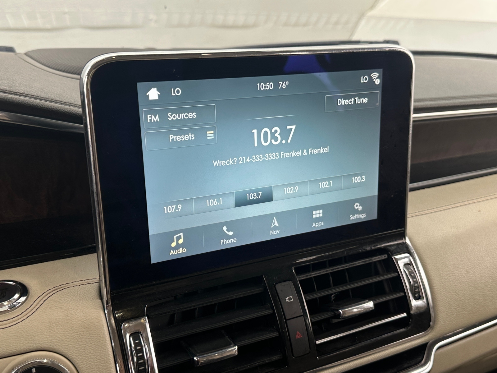 Thumbnail: 2018 Lincoln Navigator - 3
