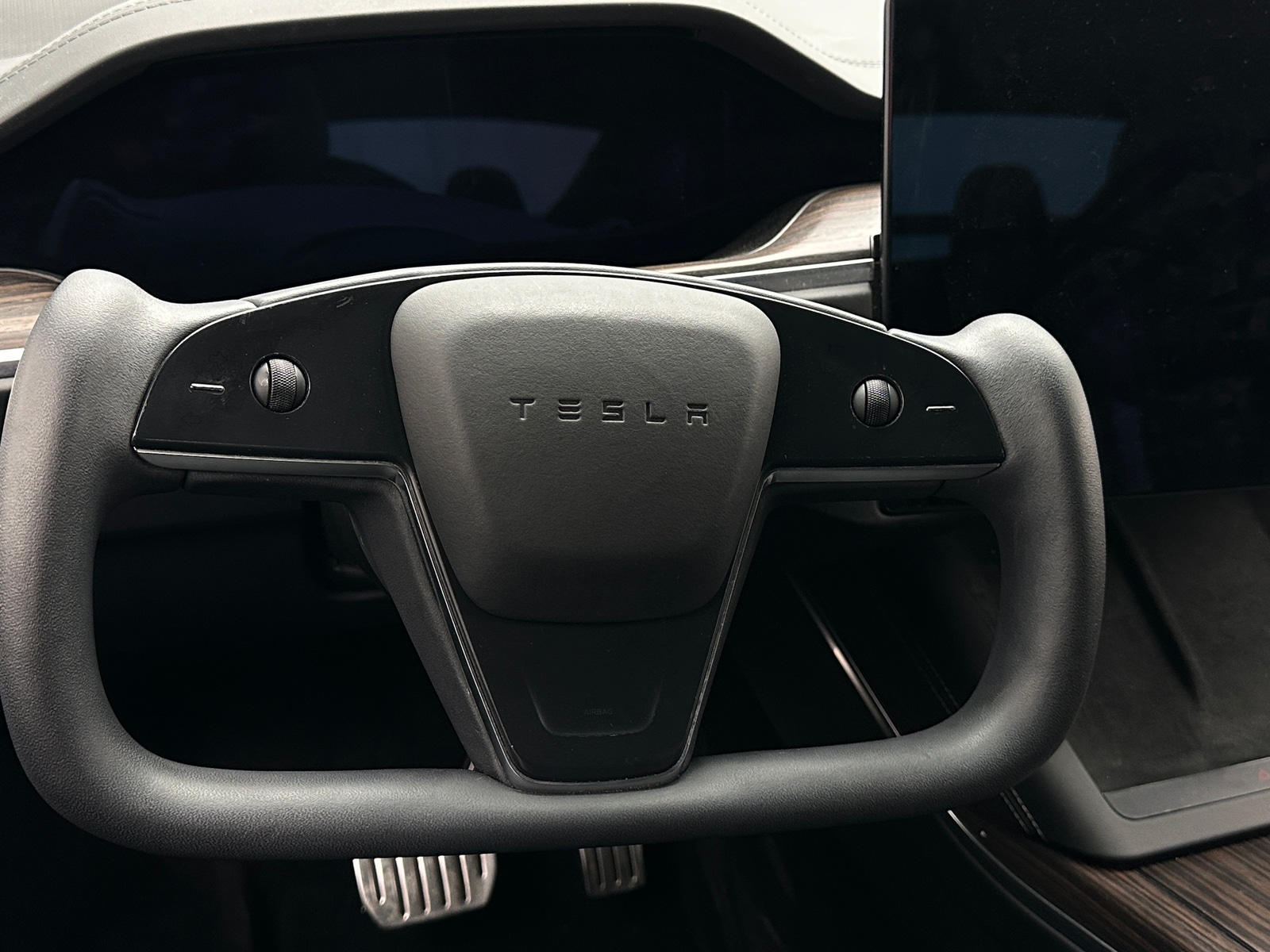 Thumbnail: 2022 Tesla Model X - 4