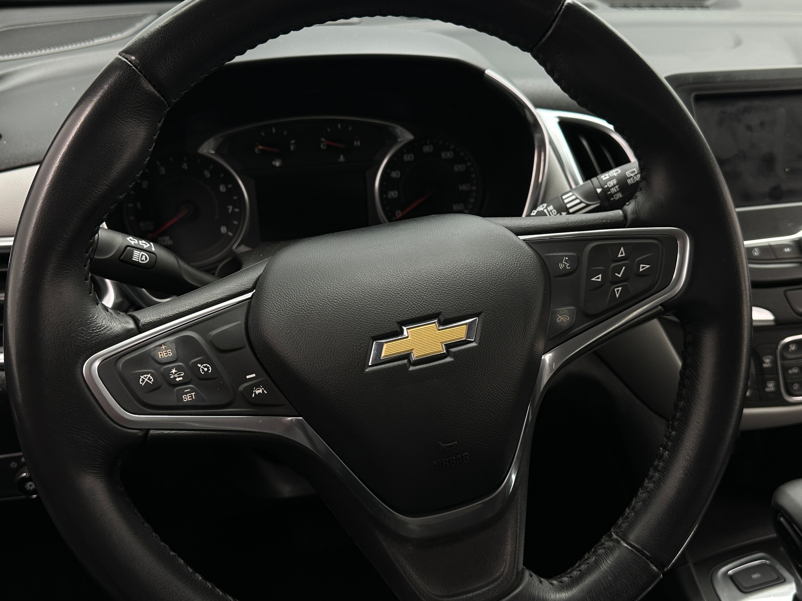 Thumbnail: 2022 Chevrolet Equinox - 5