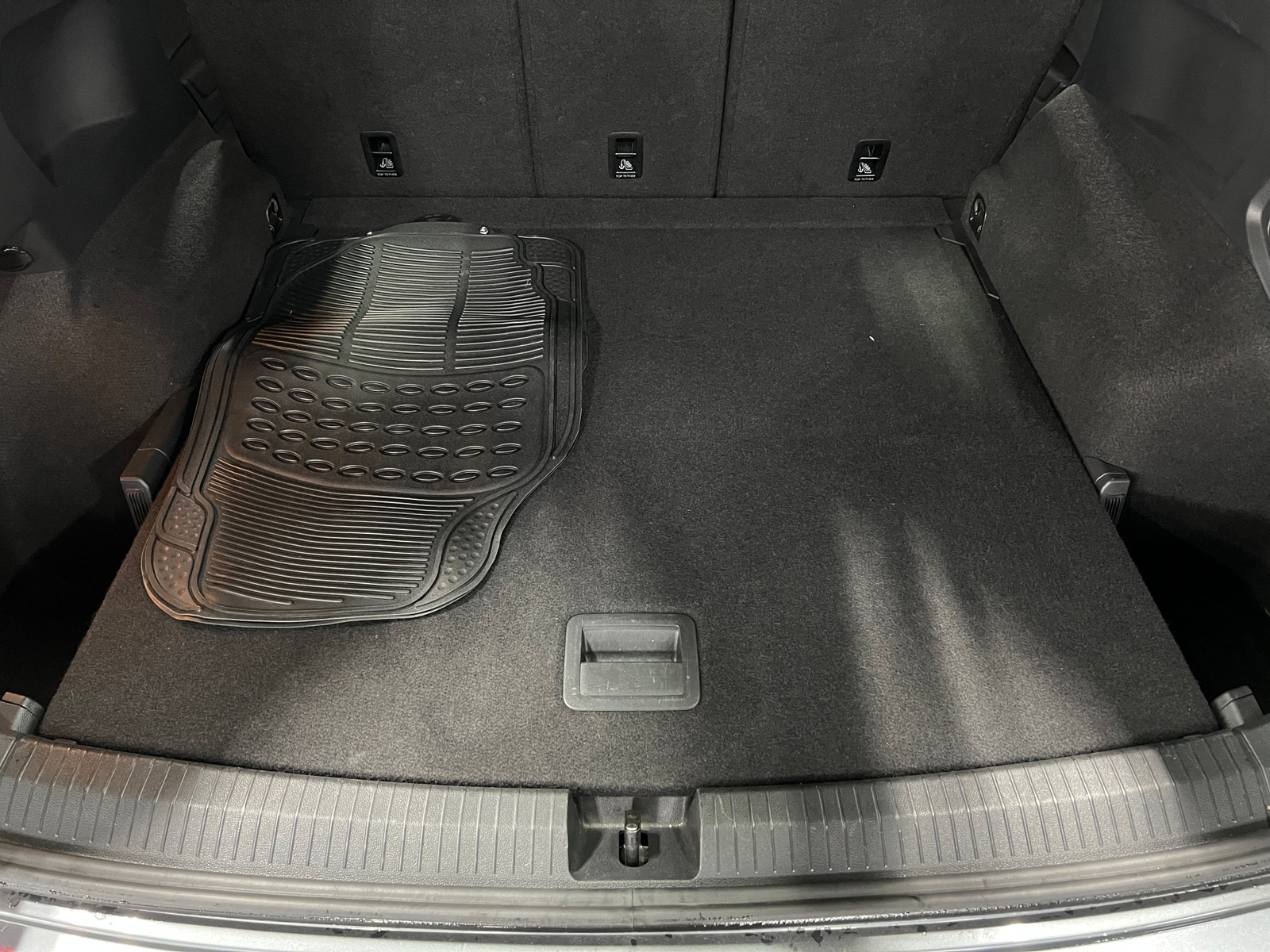 Thumbnail: 2021 Volkswagen Tiguan - 6