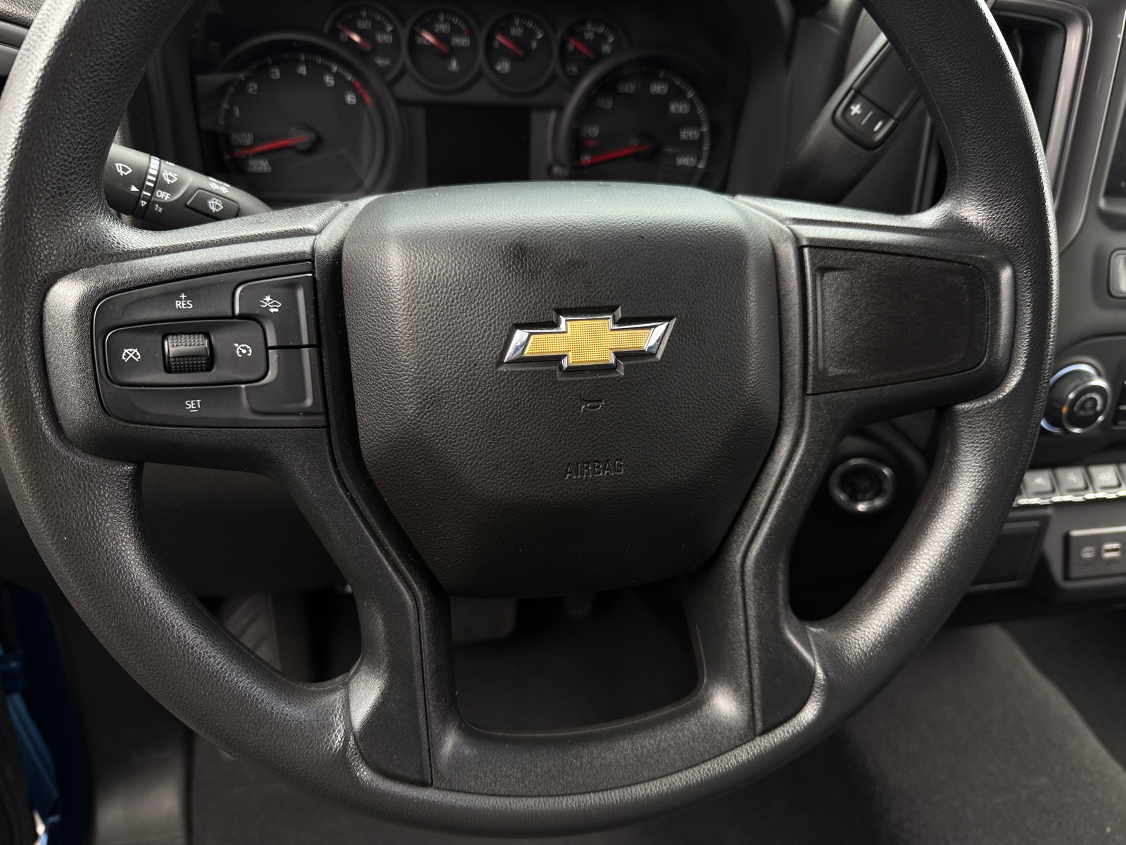 Thumbnail: 2024 Chevrolet Silverado 1500 - 5