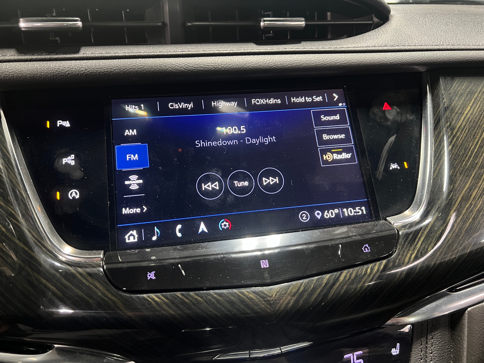 Thumbnail: 2020 Cadillac XT6 - 3