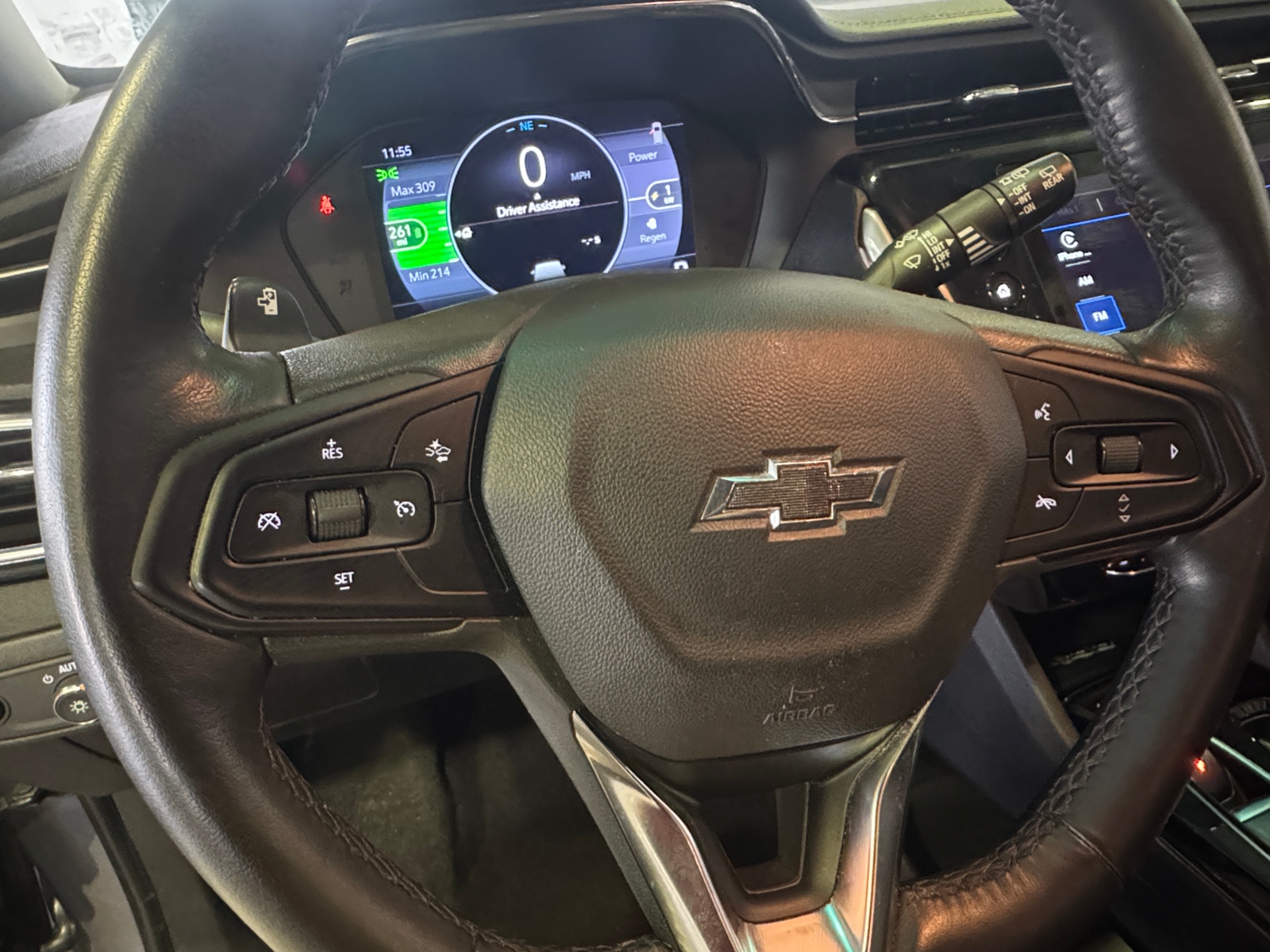Thumbnail: 2023 Chevrolet Bolt EV - 4