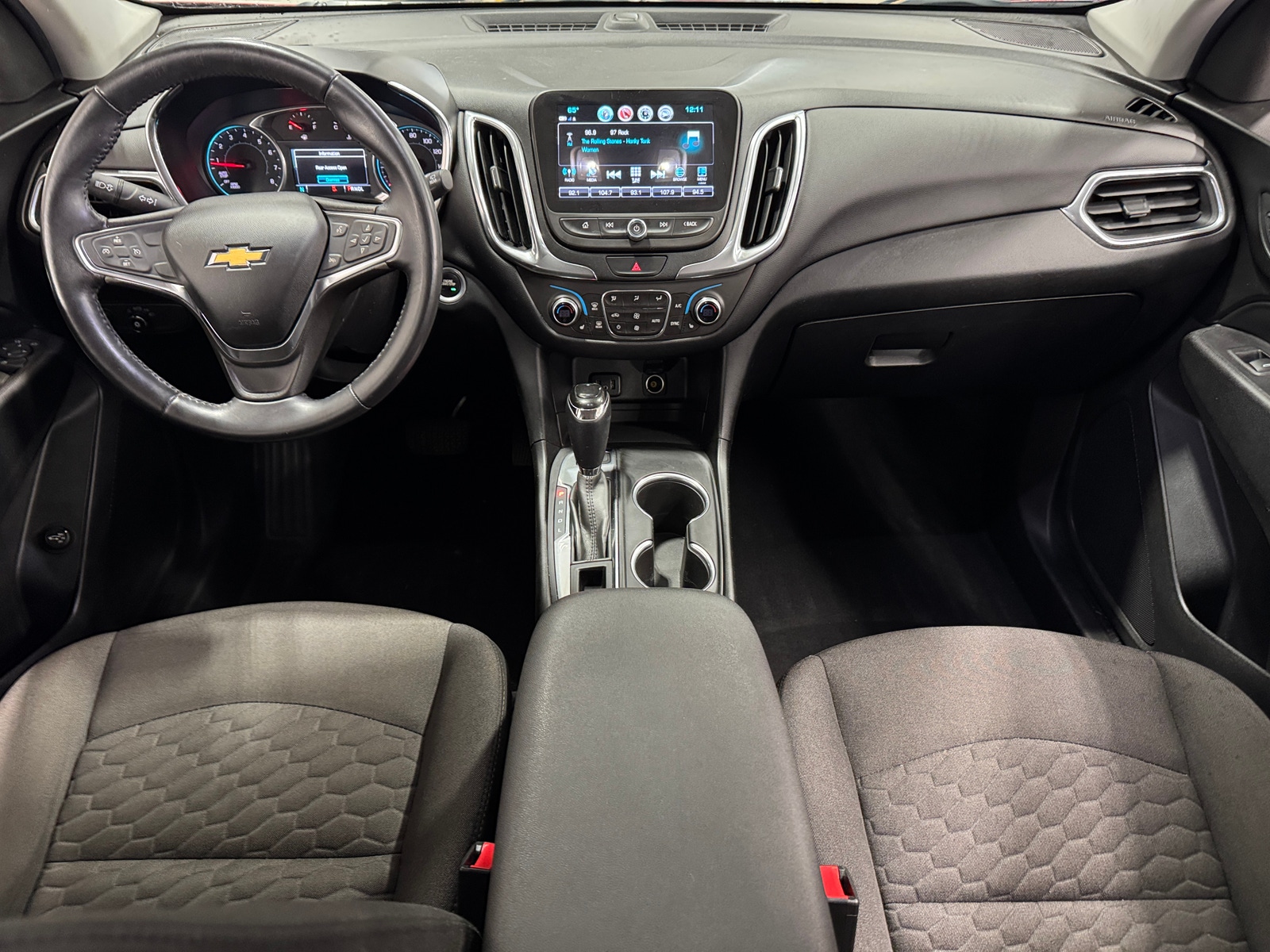 Thumbnail: 2018 Chevrolet Equinox - 3