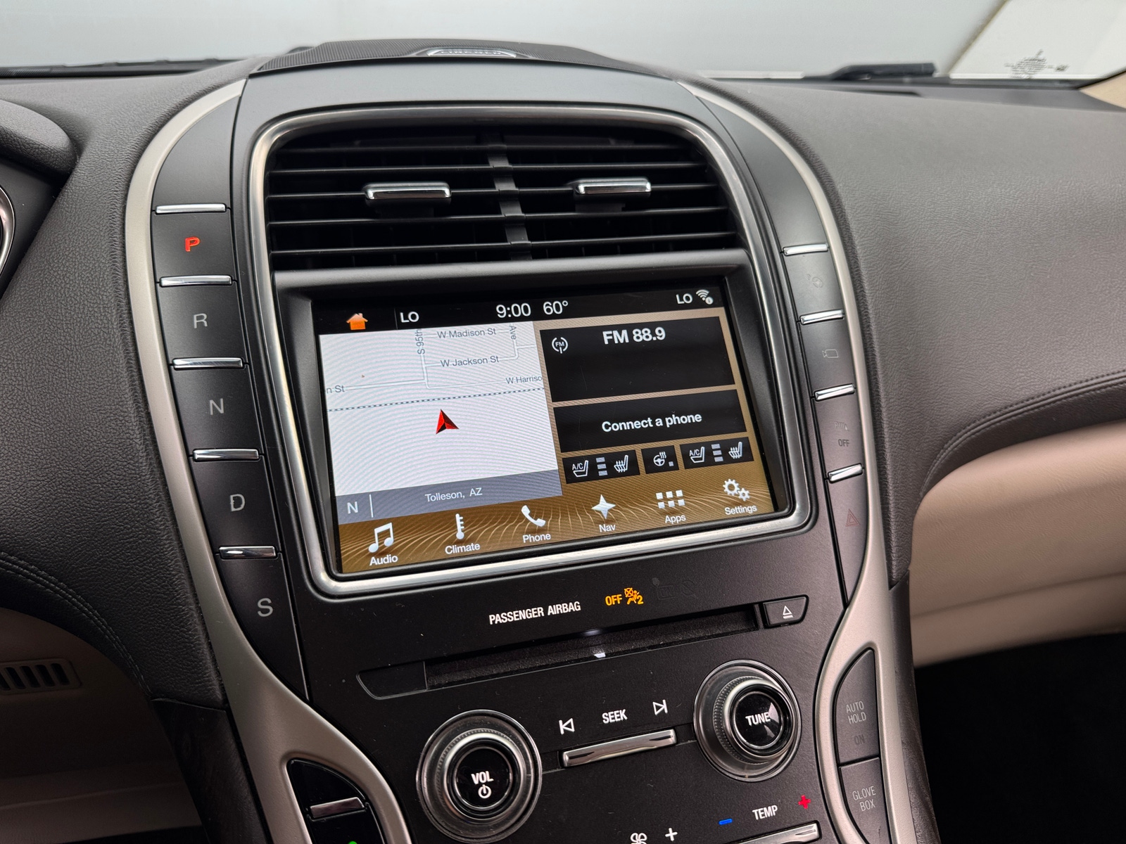Thumbnail: 2018 Lincoln MKX - 3