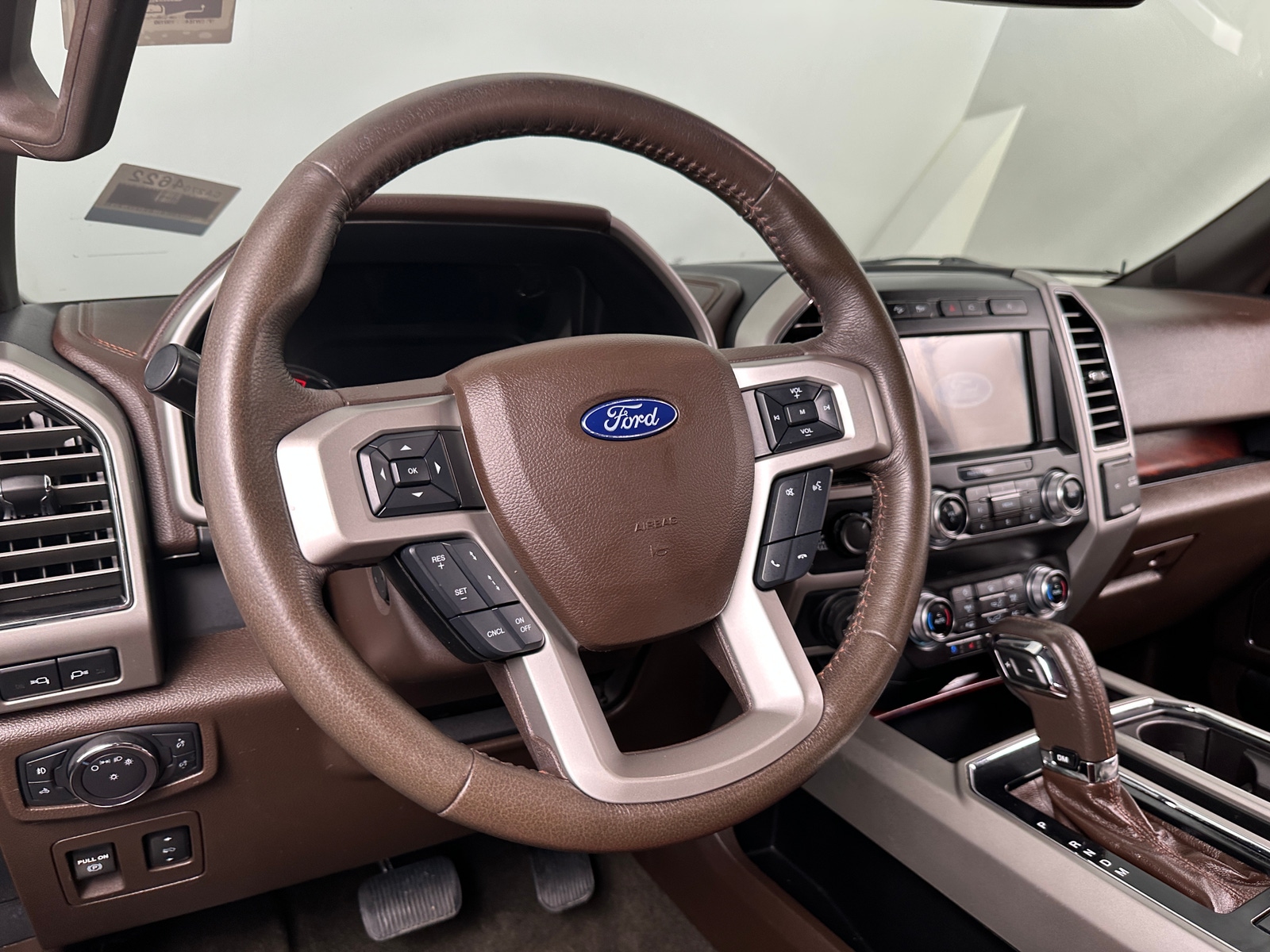 Thumbnail: 2019 Ford Econoline - 4