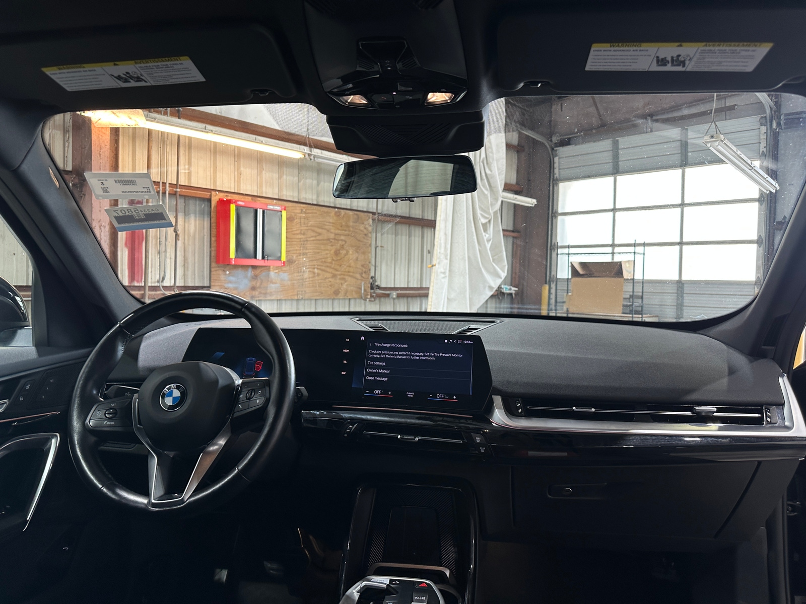 Thumbnail: 2023 BMW X1 - 2