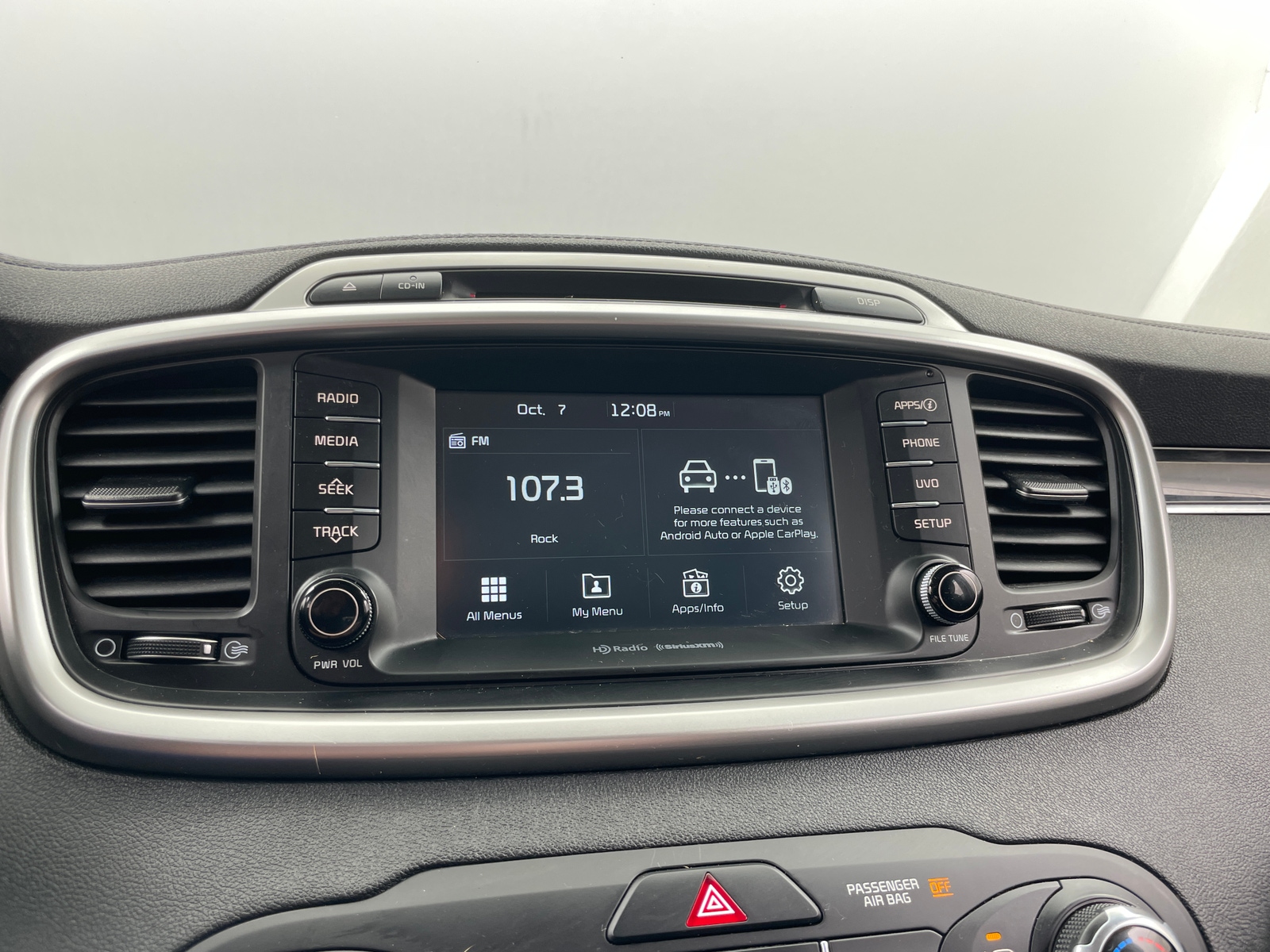 Thumbnail: 2018 Kia Sorento - 4
