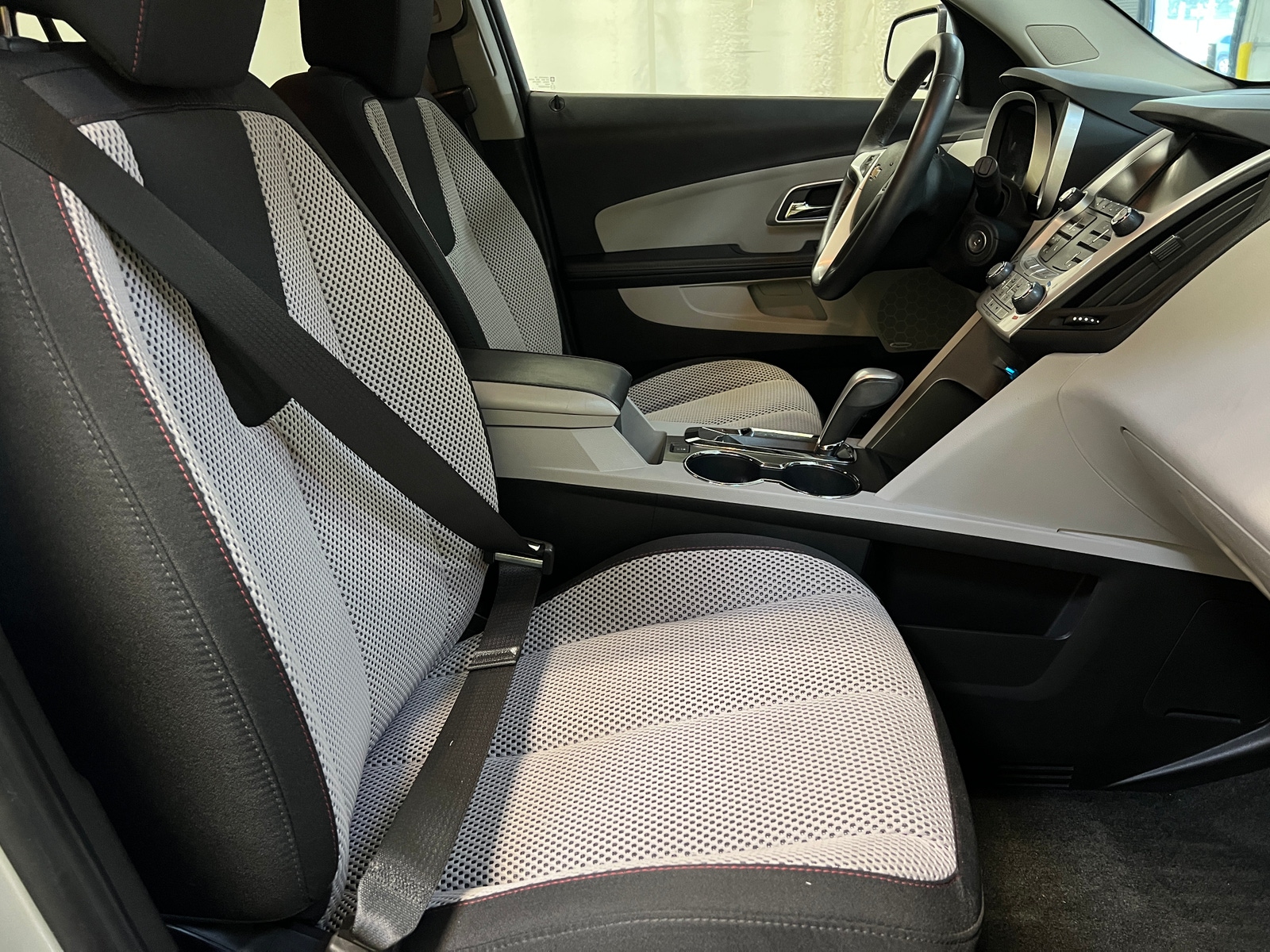 Thumbnail: 2015 Chevrolet Equinox - 2