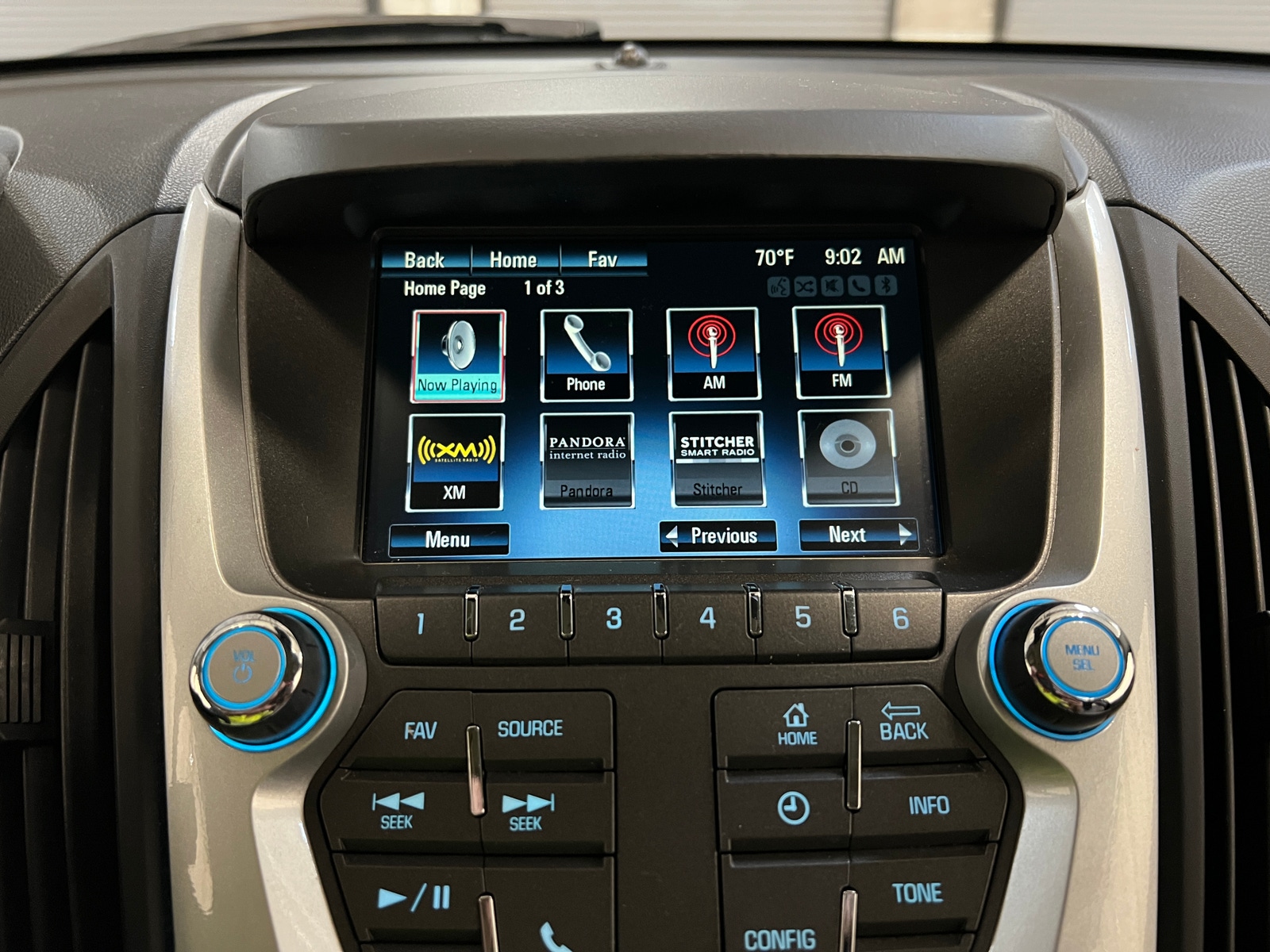 Thumbnail: 2015 Chevrolet Equinox - 4