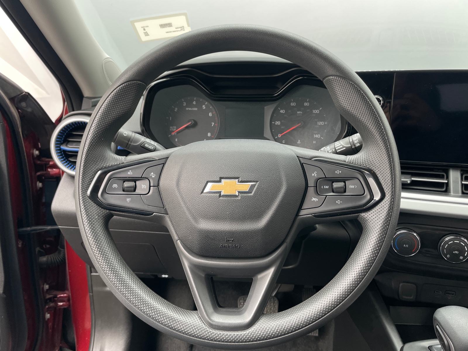 Thumbnail: 2025 Chevrolet Trax - 5