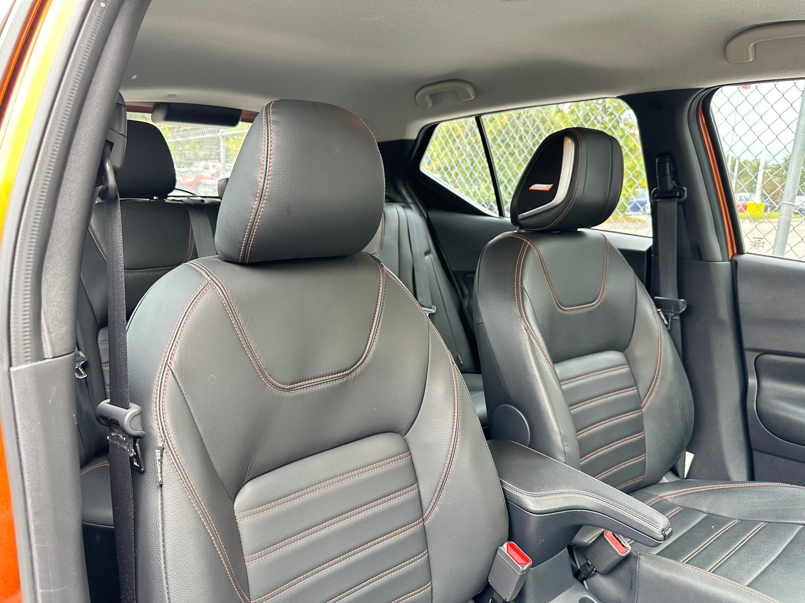 Thumbnail: 2020 Nissan Kicks - 2