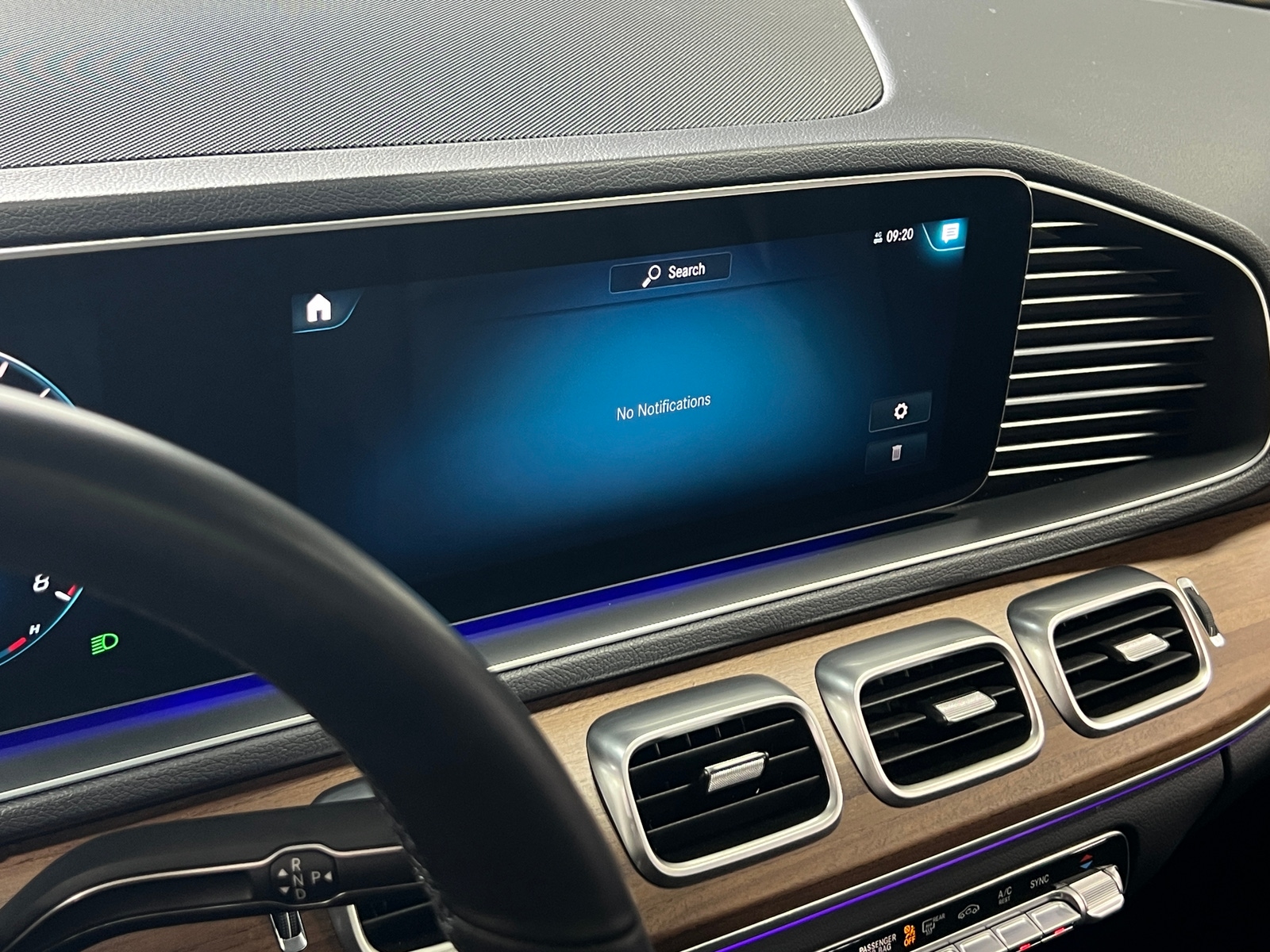 Thumbnail: 2022 Mercedes-Benz GLE - 3