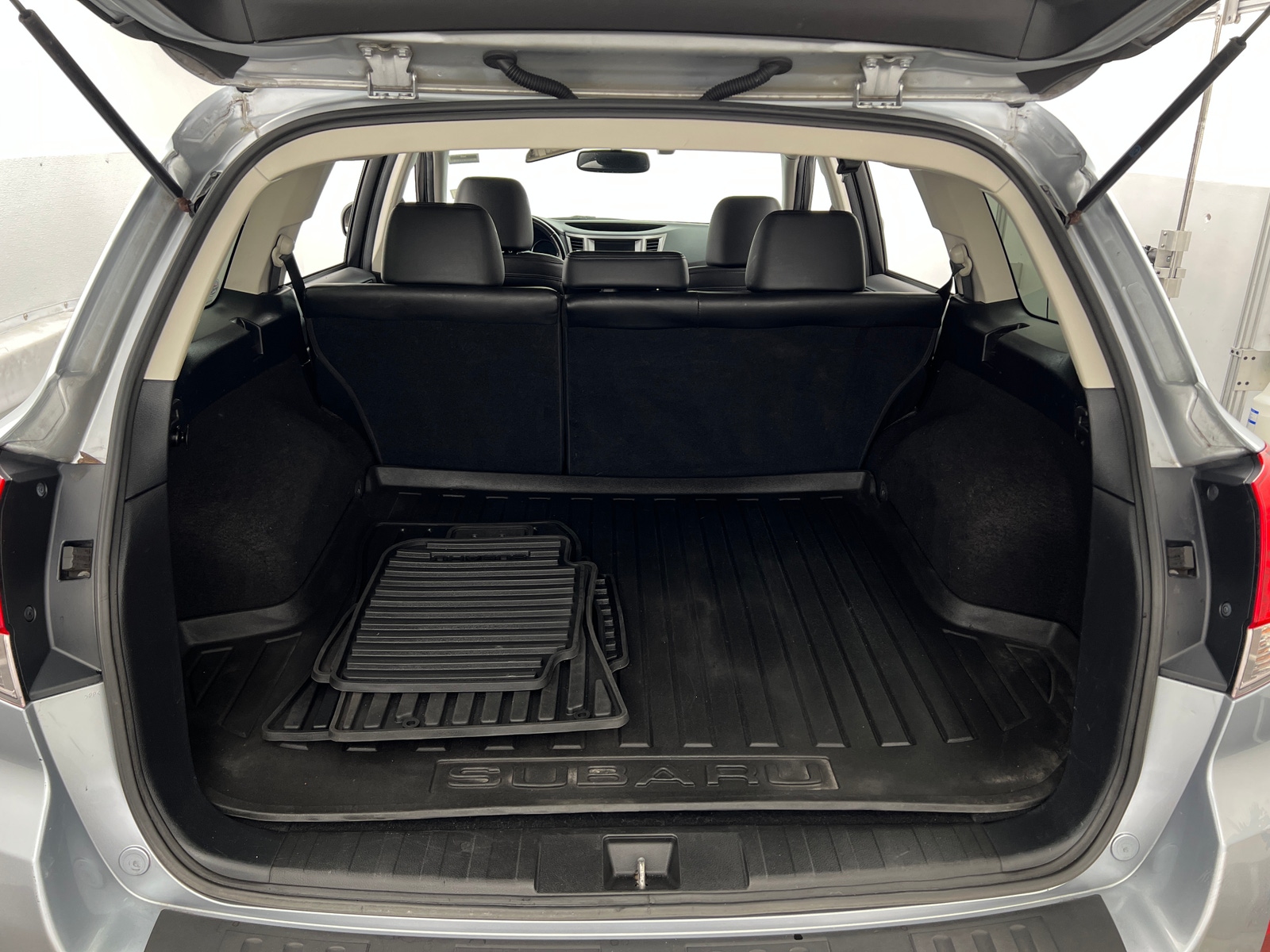 Thumbnail: 2014 Subaru Outback - 6