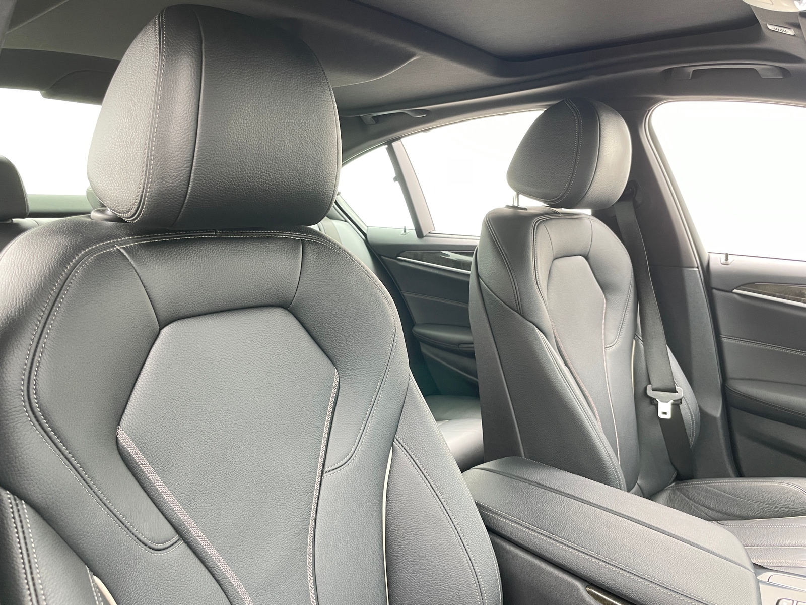 Thumbnail: 2021 BMW 5 Series - 2