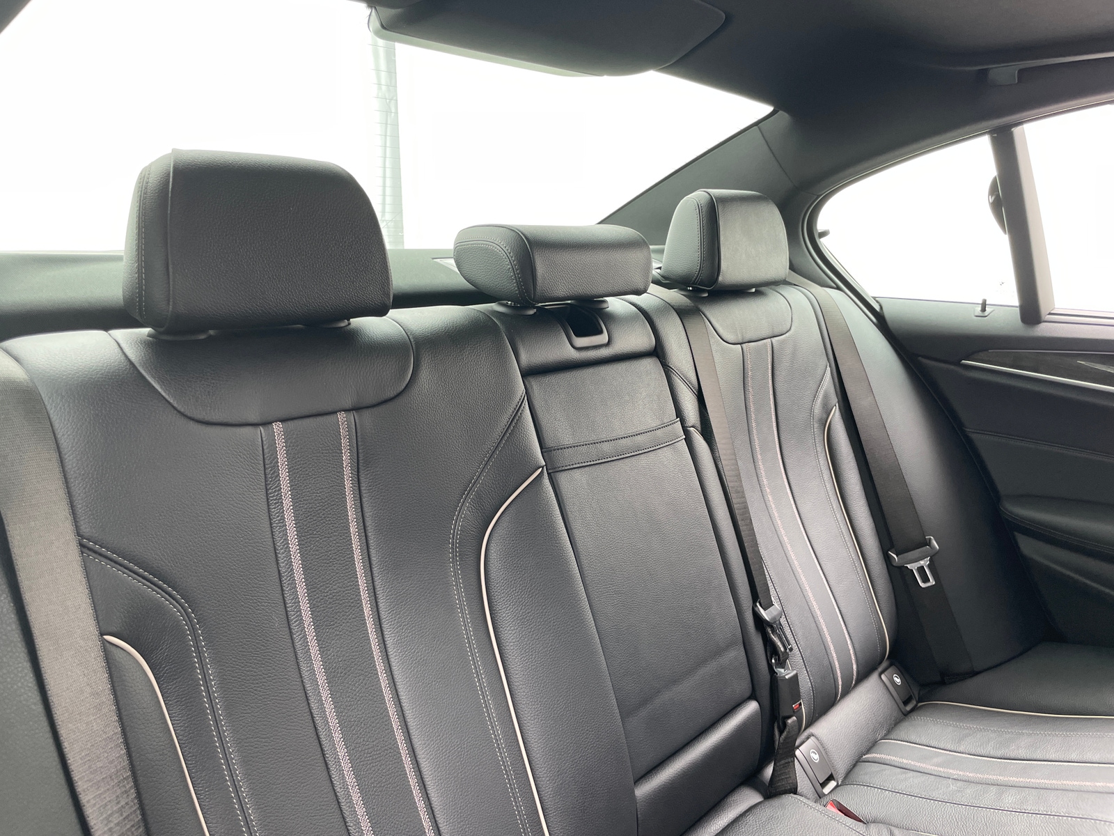 Thumbnail: 2021 BMW 5 Series - 6