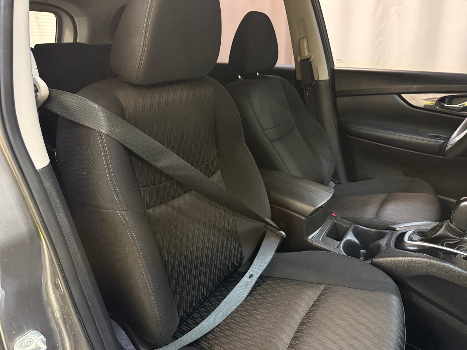 Thumbnail: 2018 Nissan Rogue - 2