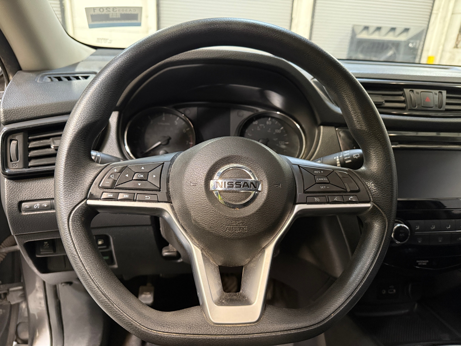 Thumbnail: 2018 Nissan Rogue - 5