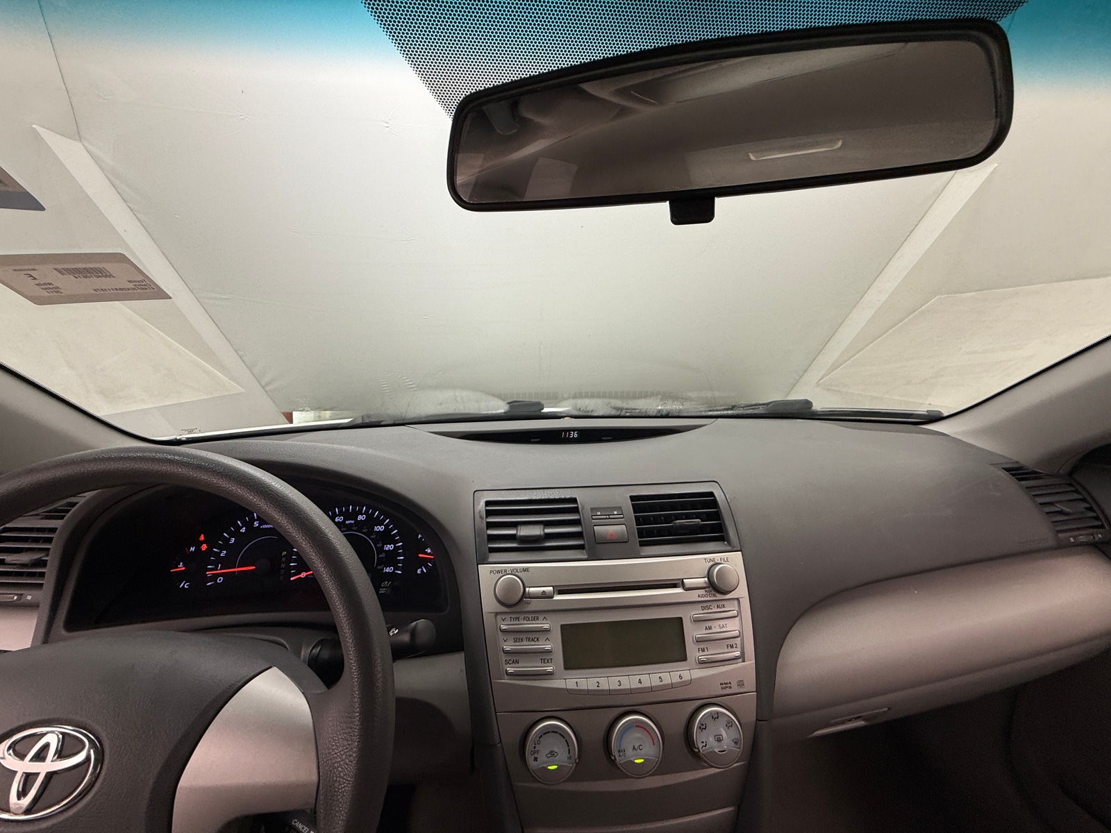 Thumbnail: 2011 Toyota Camry - 3